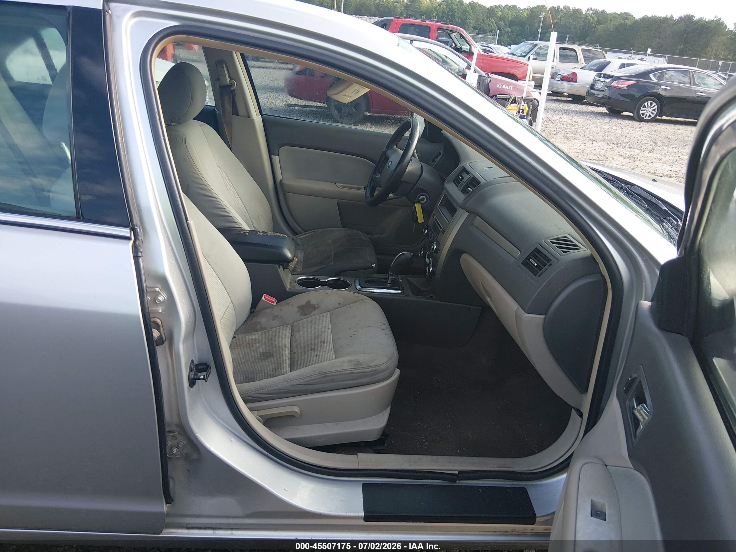 2012 Ford Fusion Se Silver vin: 3FAHP0HAXCR152244