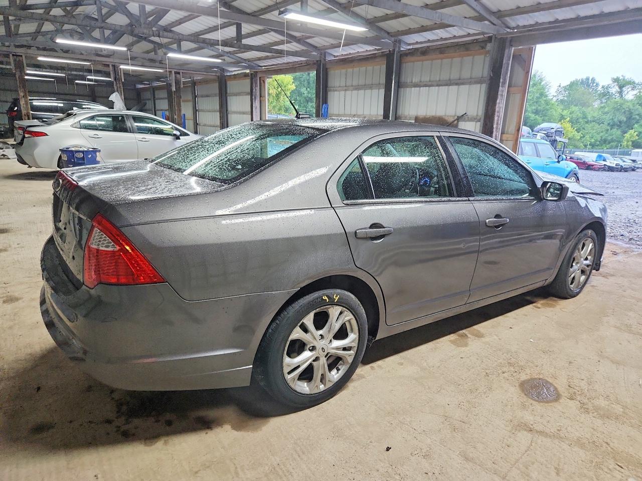 2012 Ford Fusion Se Серый vin: 3FAHP0HAXCR222518