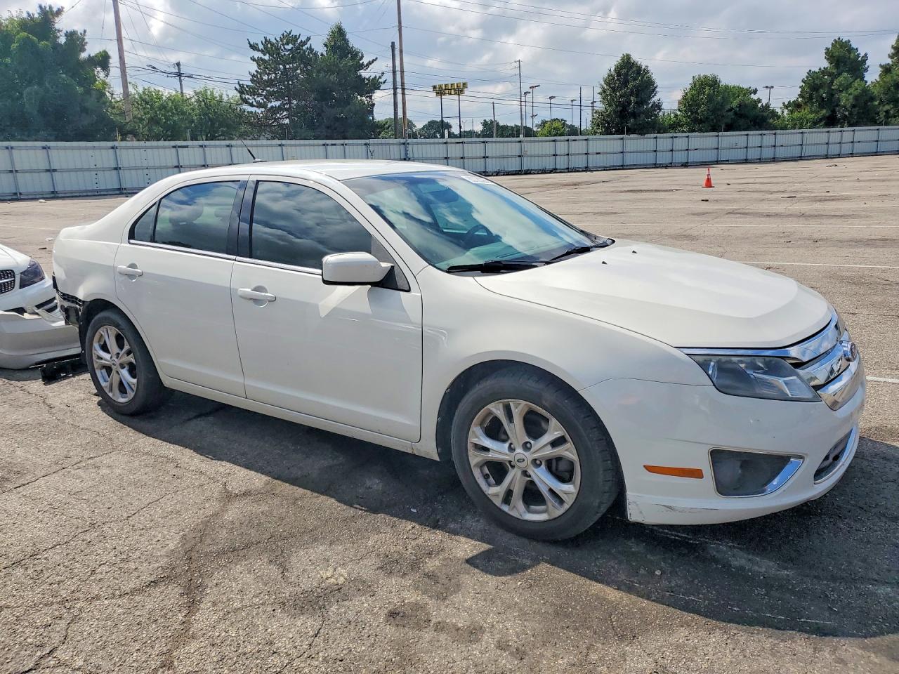 2012 Ford Fusion Se Белый vin: 3FAHP0HAXCR233308