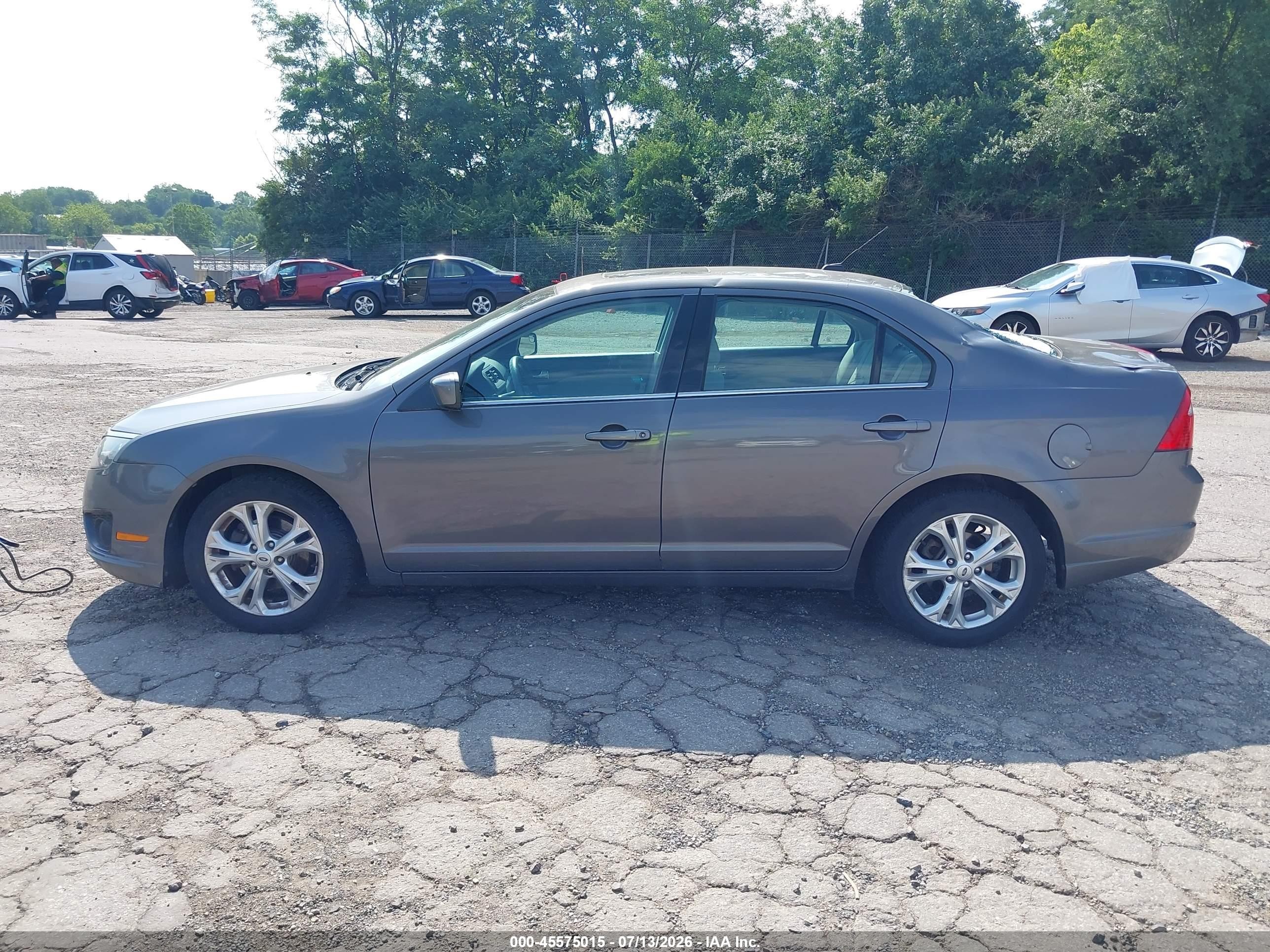 2012 Ford Fusion Se Gray vin: 3FAHP0HAXCR253672
