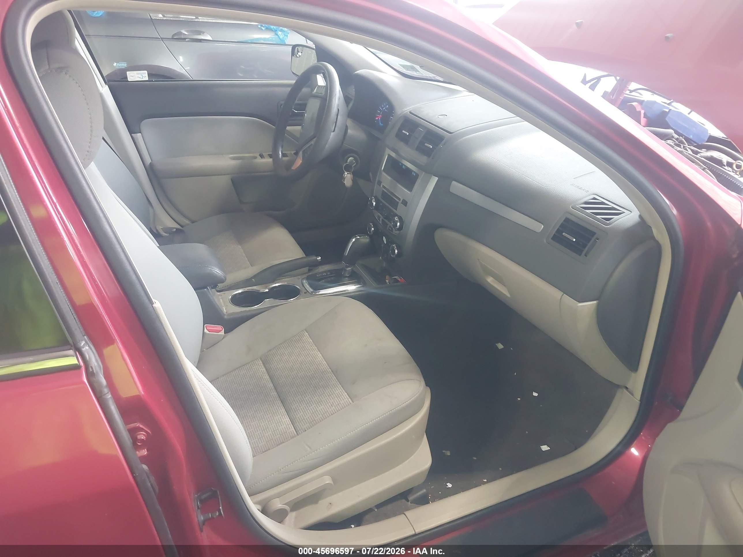 2012 Ford Fusion Se Red vin: 3FAHP0HAXCR255065