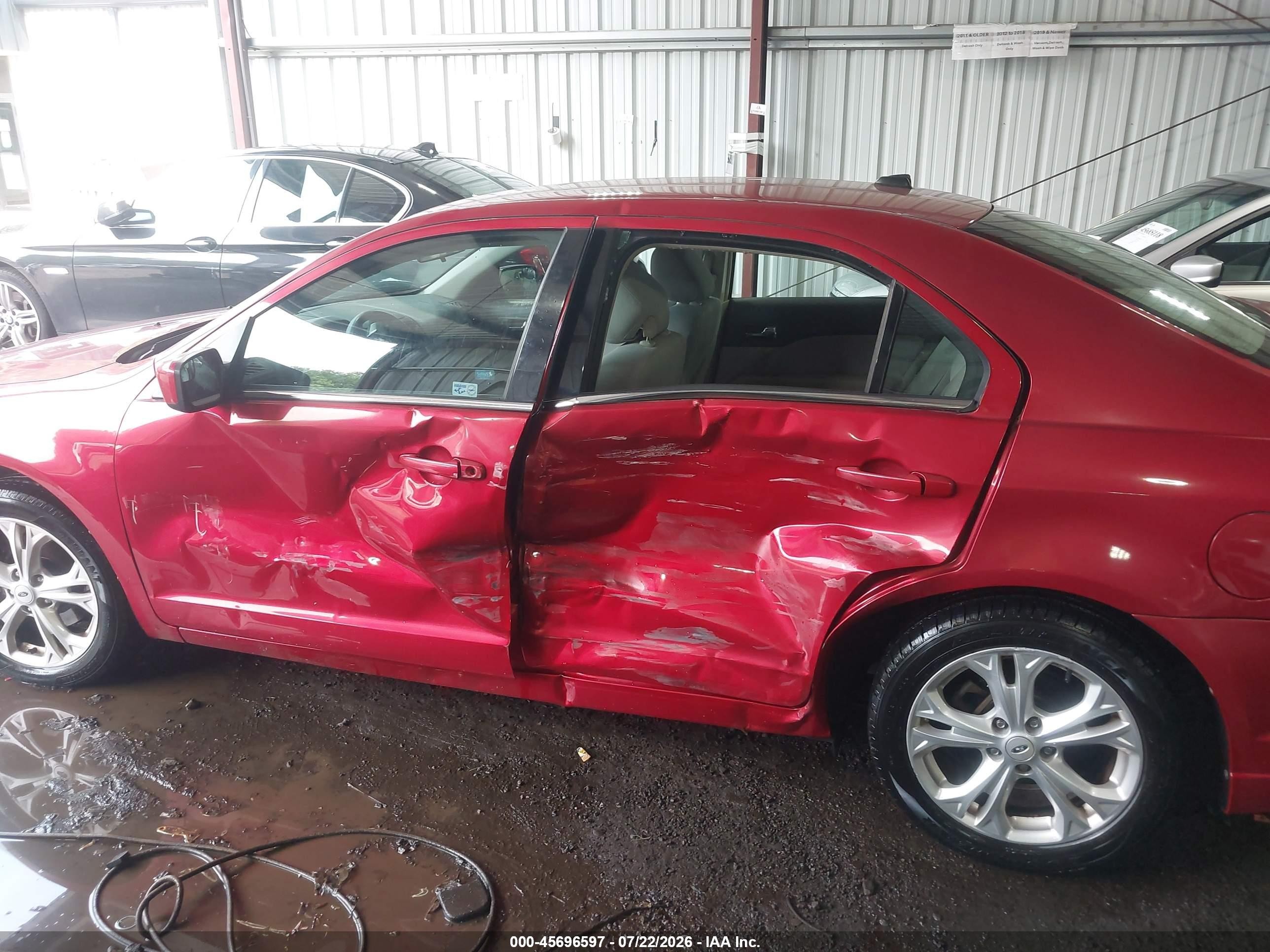 2012 Ford Fusion Se Red vin: 3FAHP0HAXCR255065