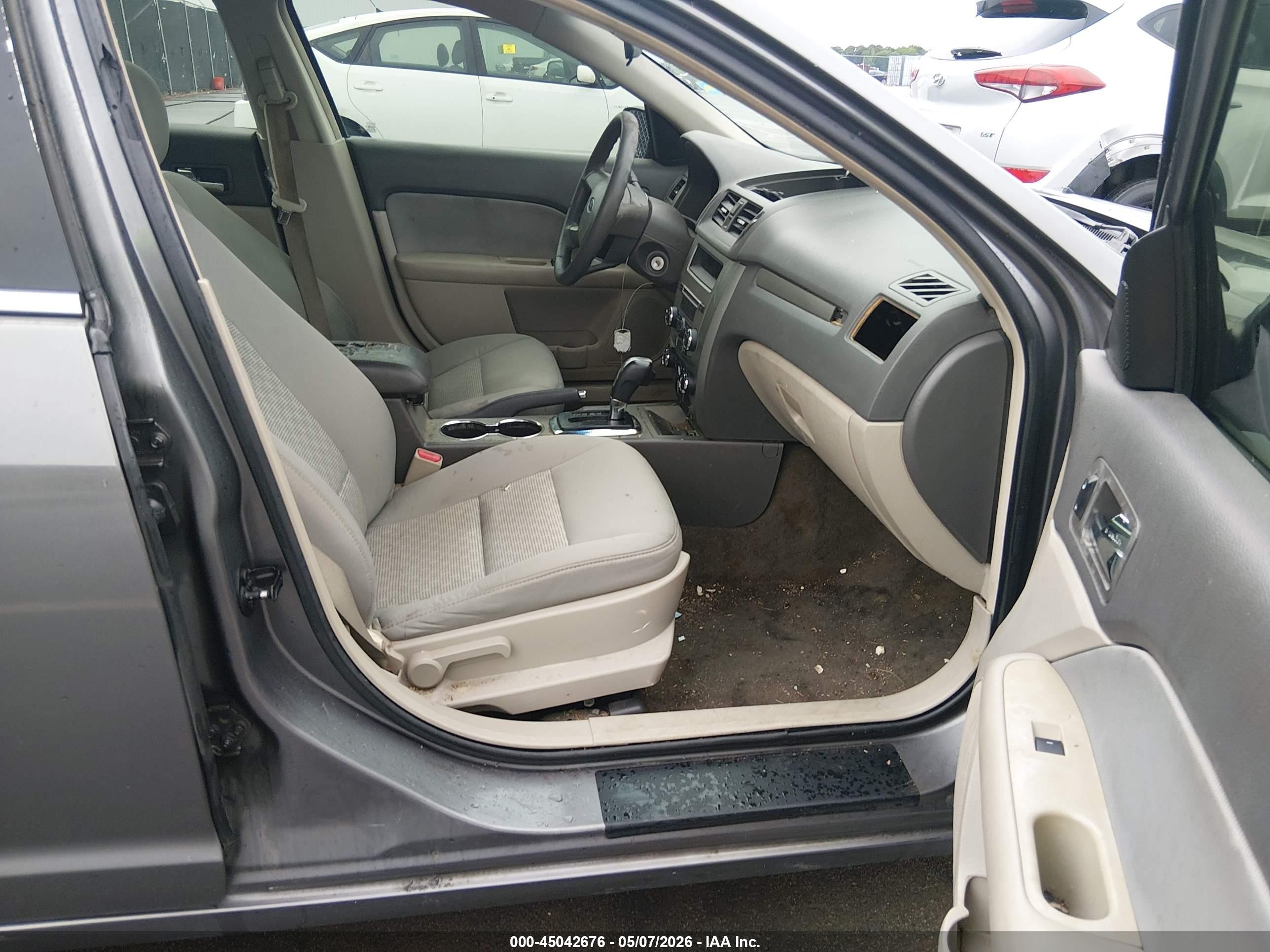 2012 Ford Fusion Se Gray vin: 3FAHP0HAXCR359801