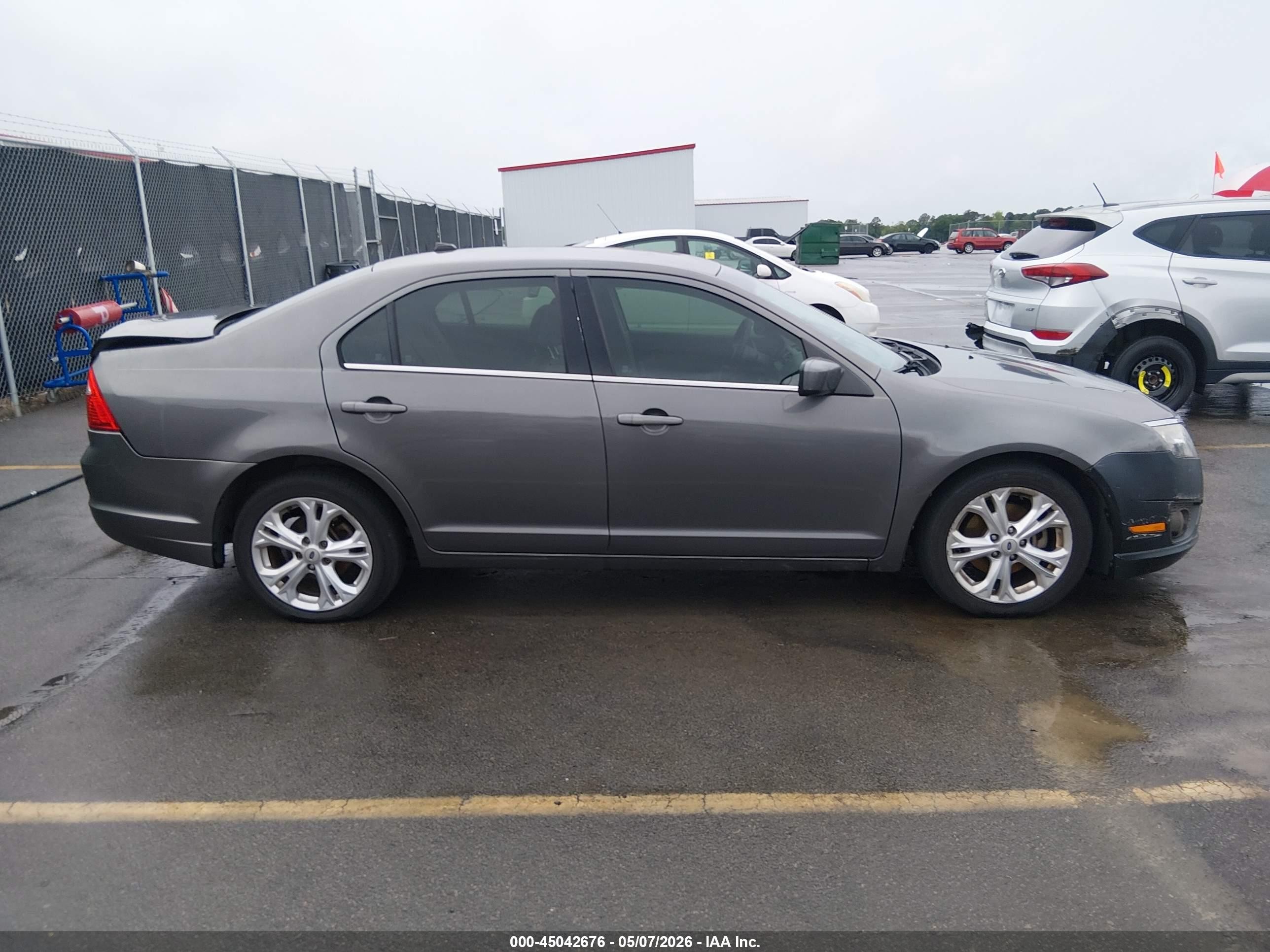 2012 Ford Fusion Se Gray vin: 3FAHP0HAXCR359801