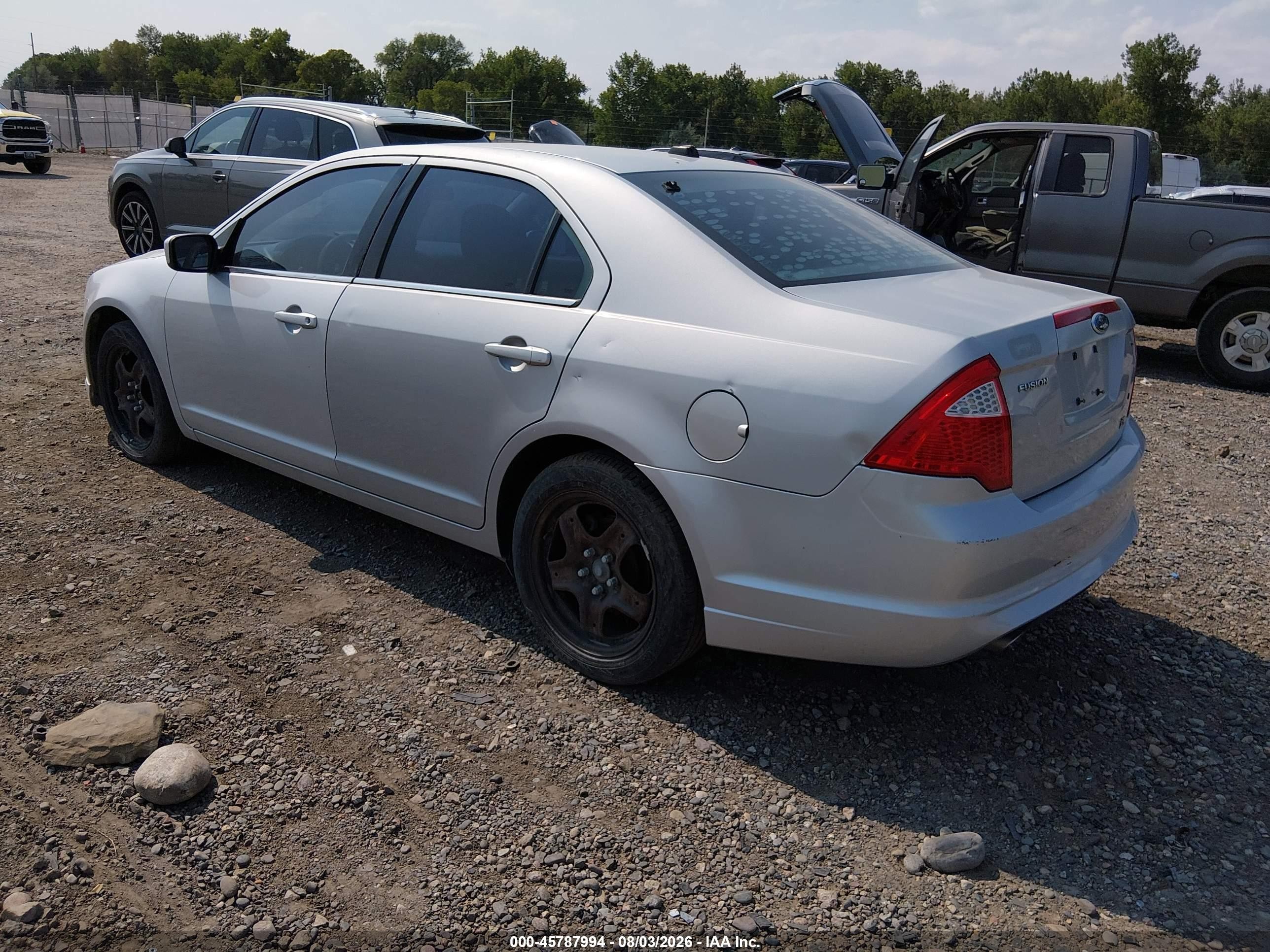 2010 Ford Fusion Se Серебряный vin: 3FAHP0HG1AR161142