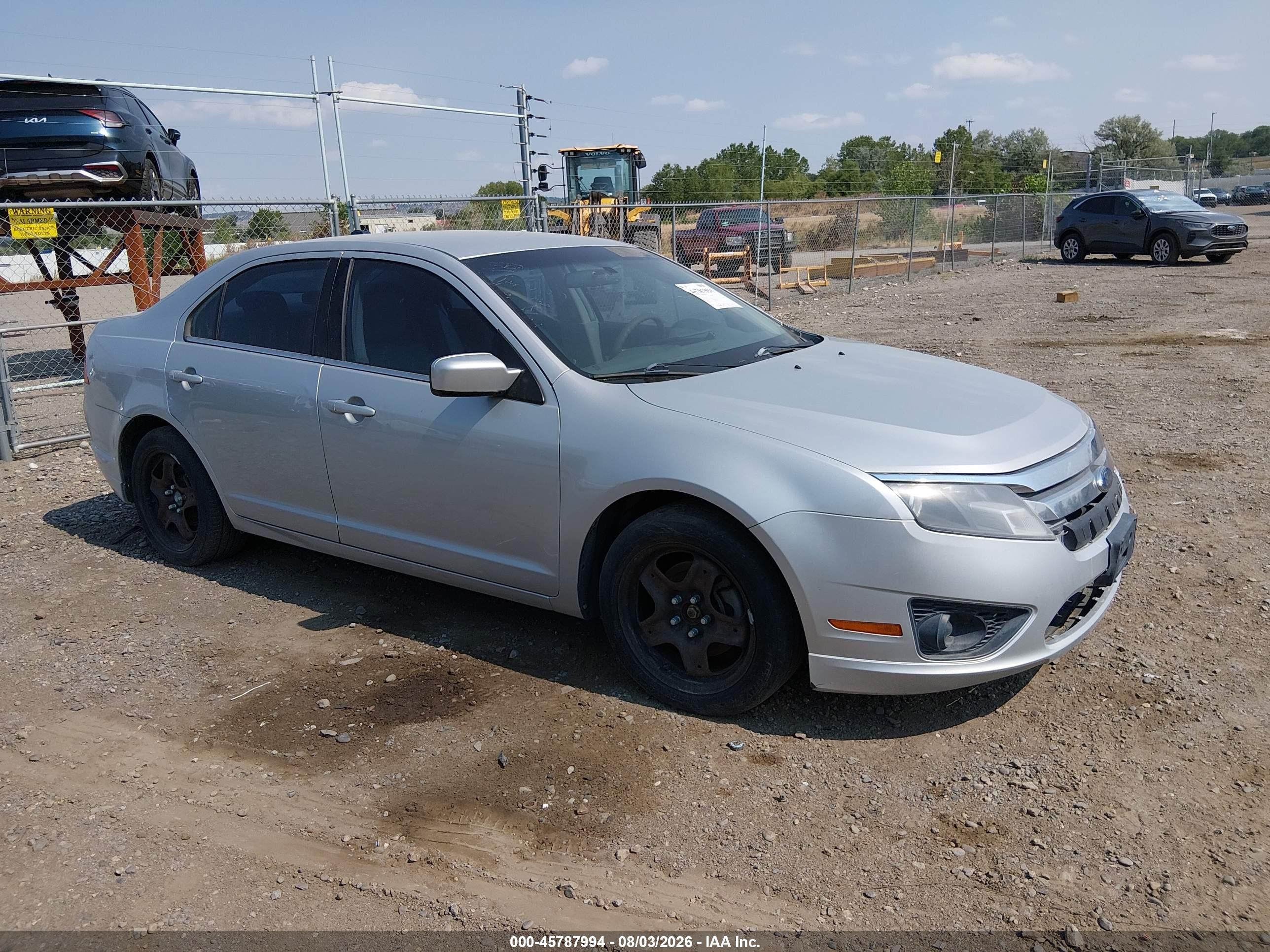 2010 Ford Fusion Se Серебряный vin: 3FAHP0HG1AR161142