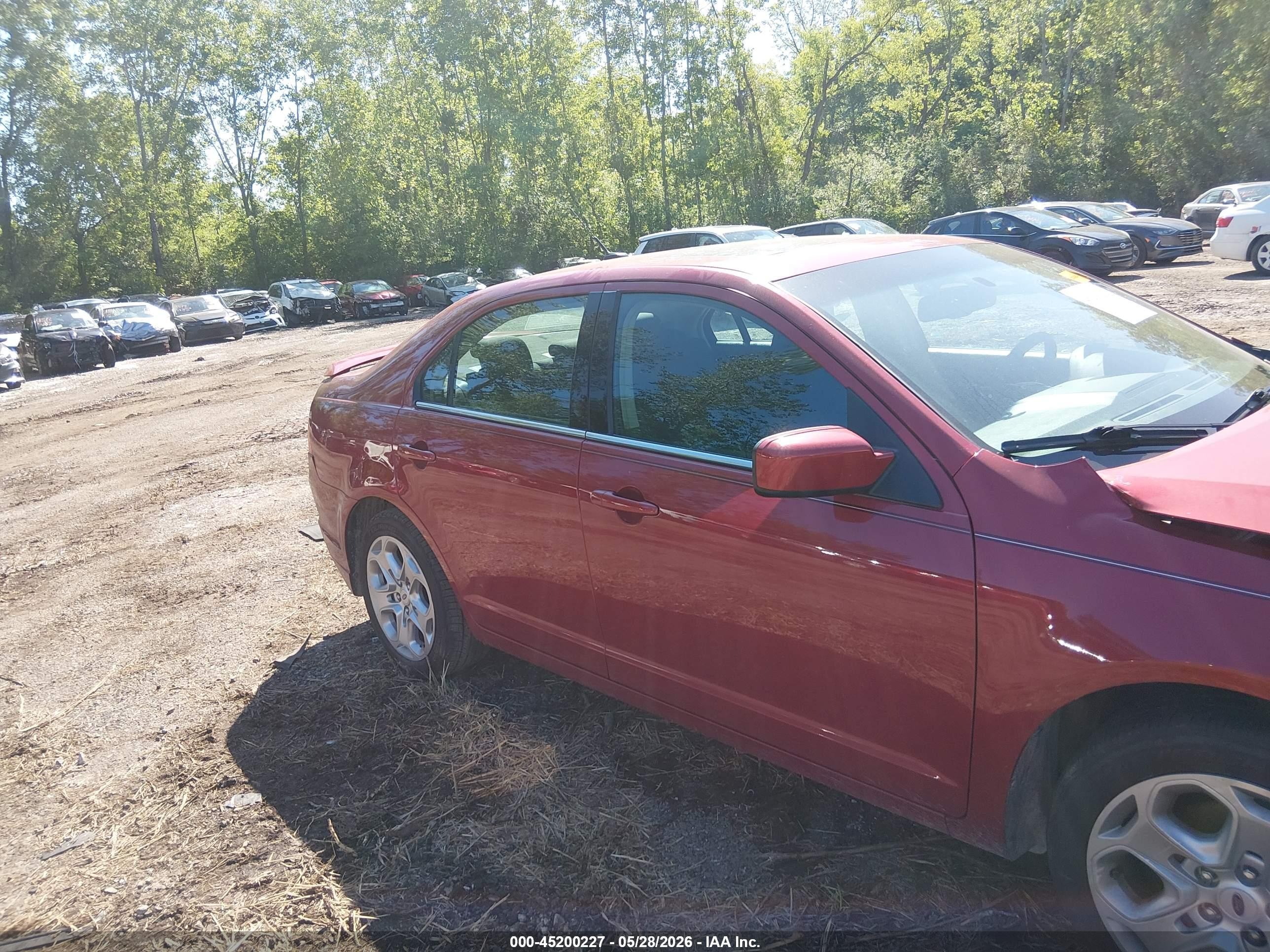2010 Ford Fusion Se Red vin: 3FAHP0HG1AR193699