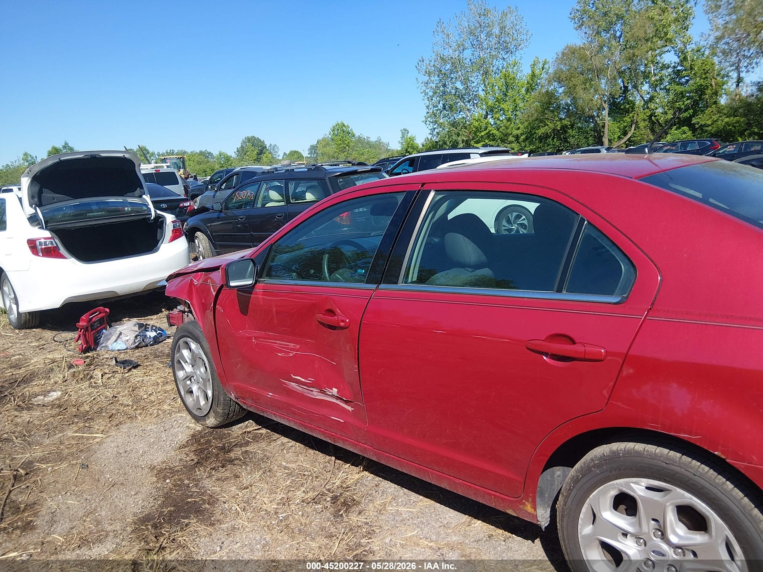 2010 Ford Fusion Se Red vin: 3FAHP0HG1AR193699