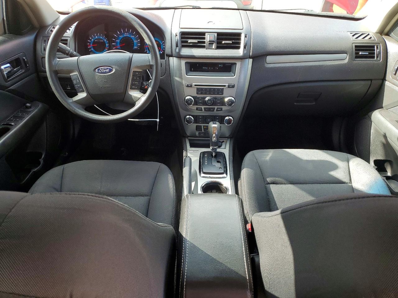 2010 Ford Fusion Se Red vin: 3FAHP0HG1AR349952