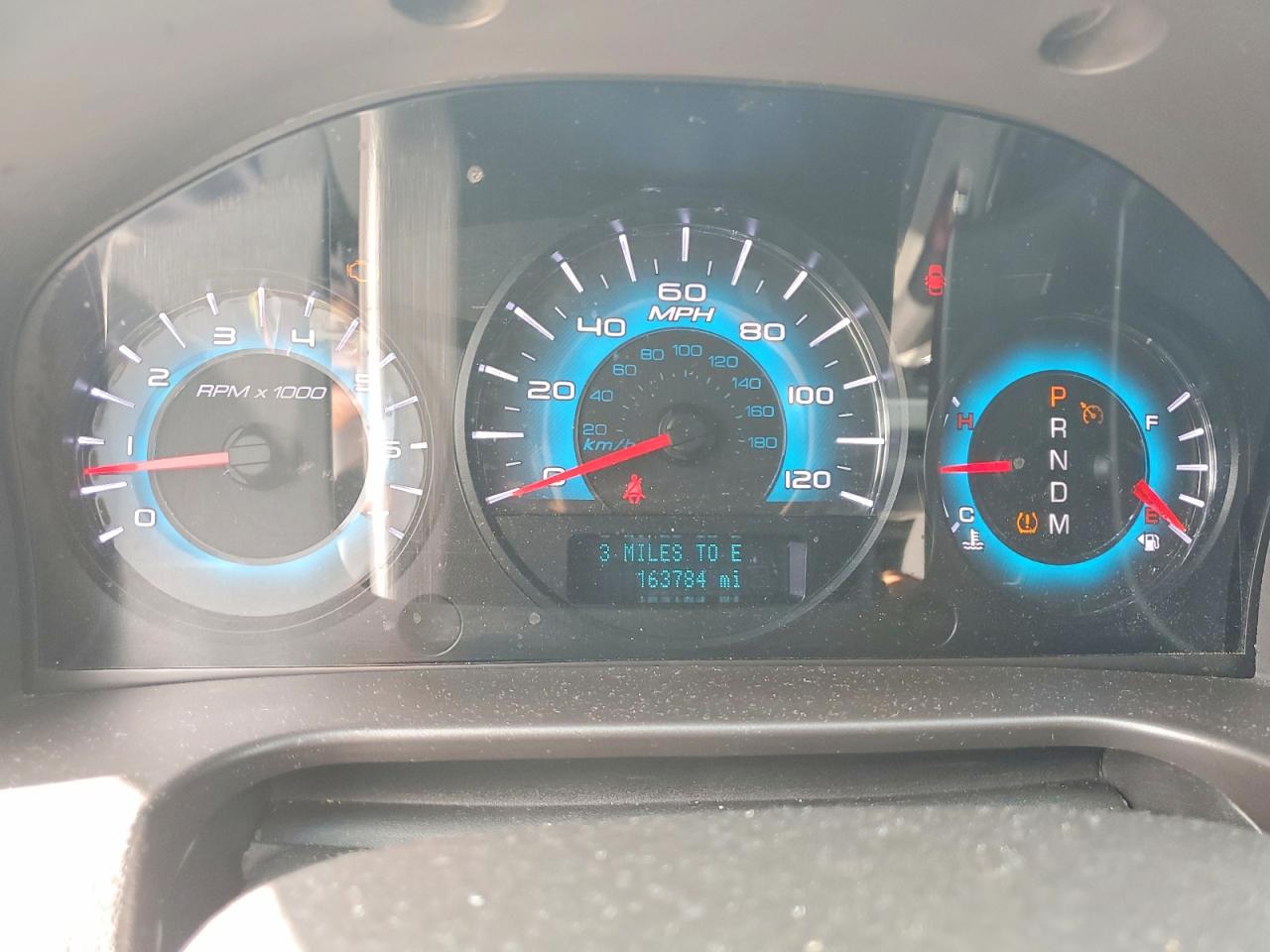 2010 Ford Fusion Se Red vin: 3FAHP0HG1AR349952