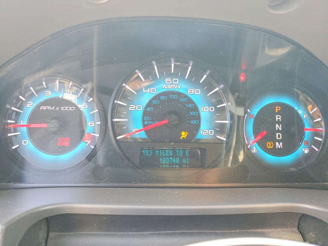 2011 Ford Fusion Se Белый vin: 3FAHP0HG1BR211118