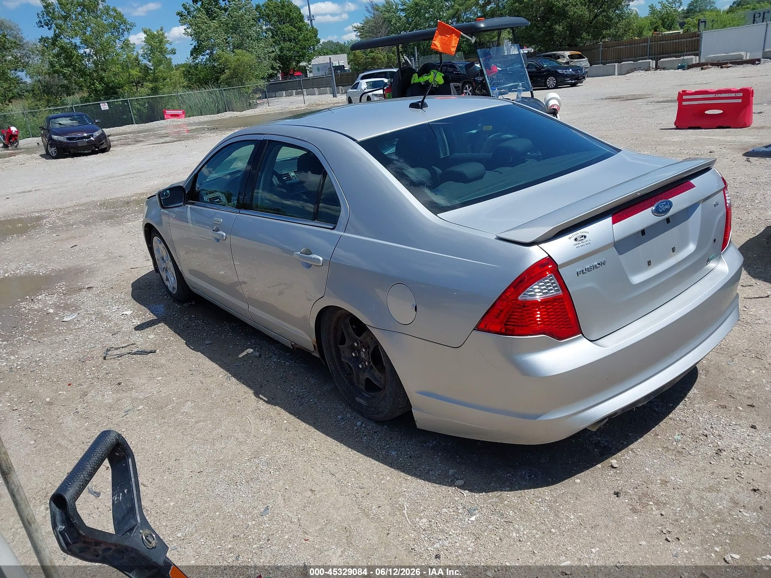 2010 Ford Fusion Se Серебряный vin: 3FAHP0HG2AR129171