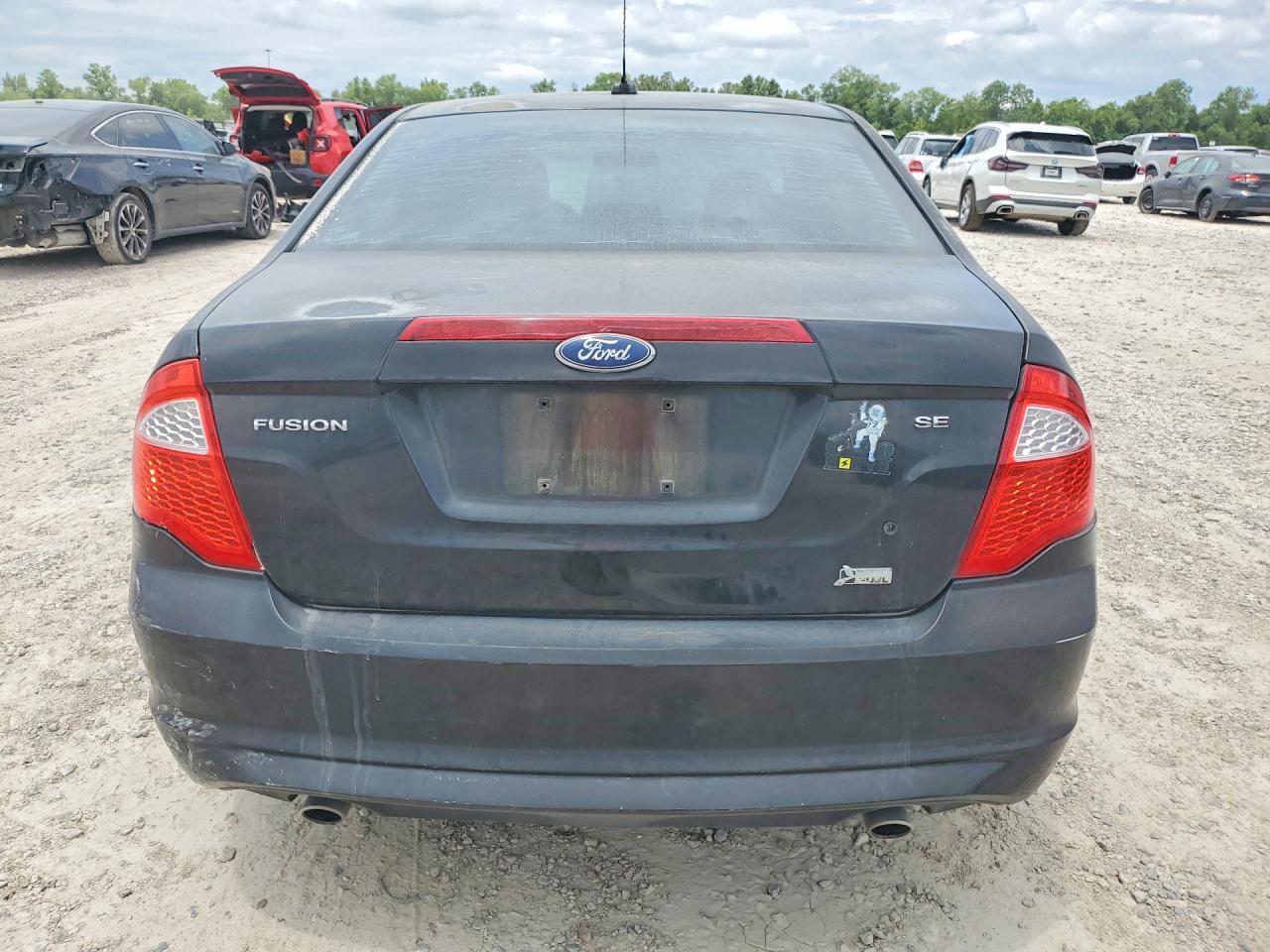 2010 Ford Fusion Se Черный vin: 3FAHP0HG2AR196451