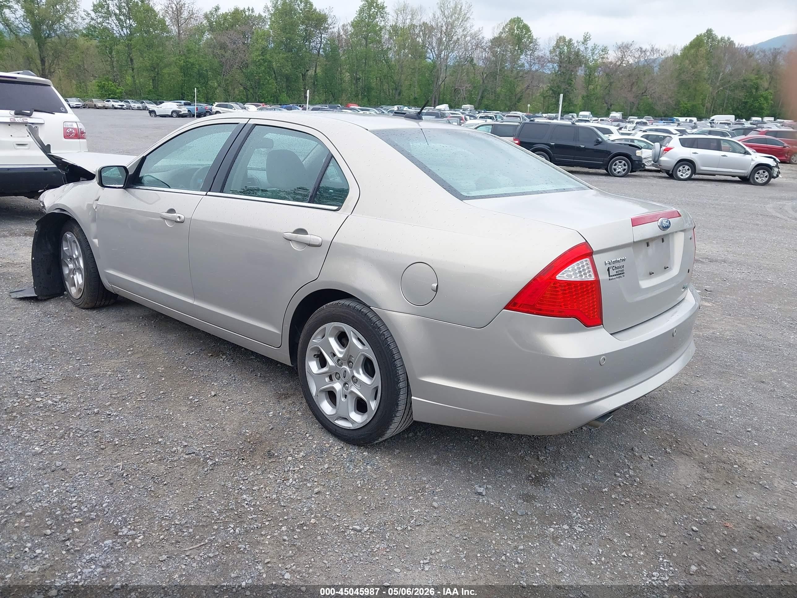 2010 Ford Fusion Se Silver vin: 3FAHP0HG2AR392924