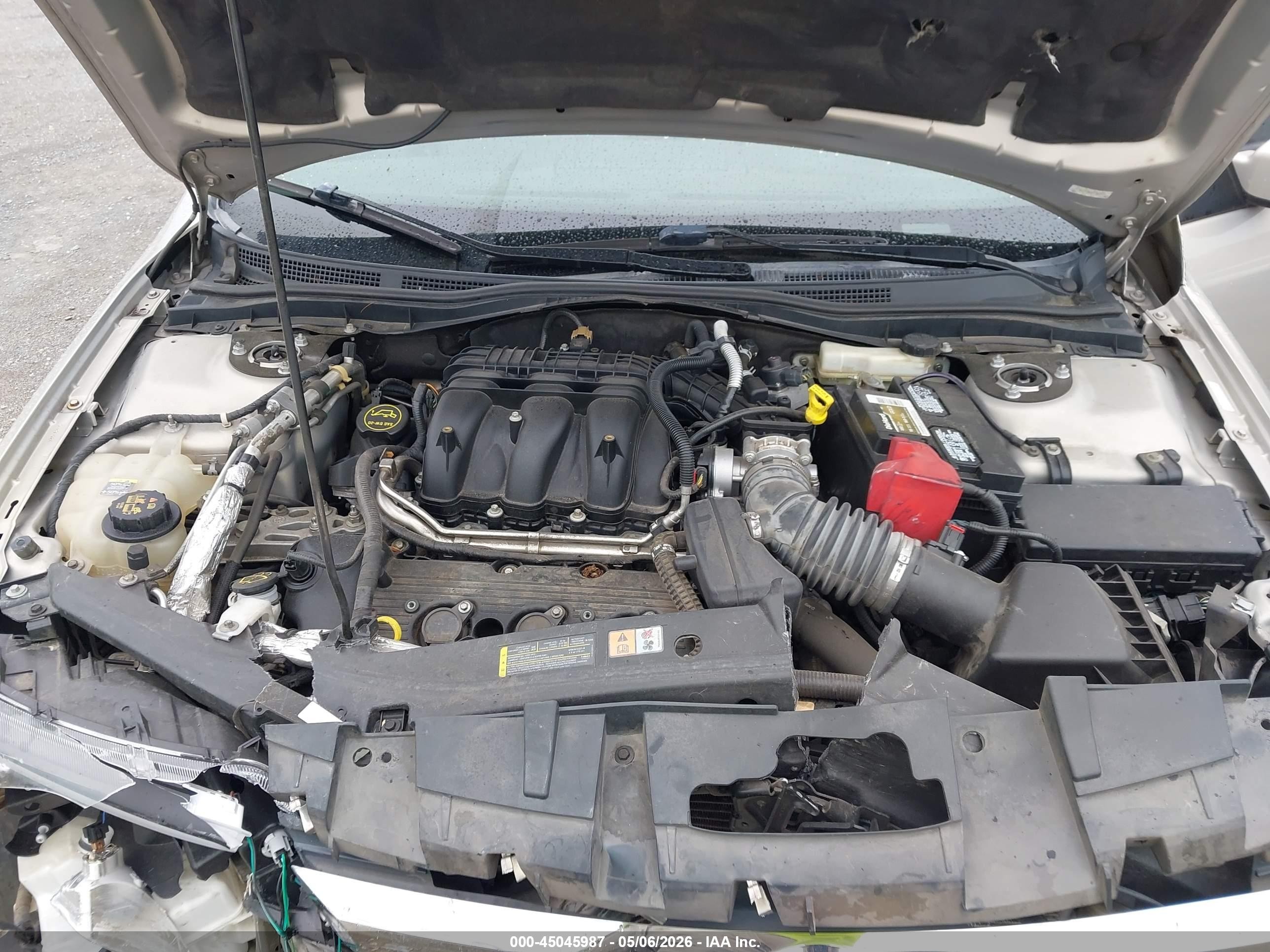 2010 Ford Fusion Se Silver vin: 3FAHP0HG2AR392924