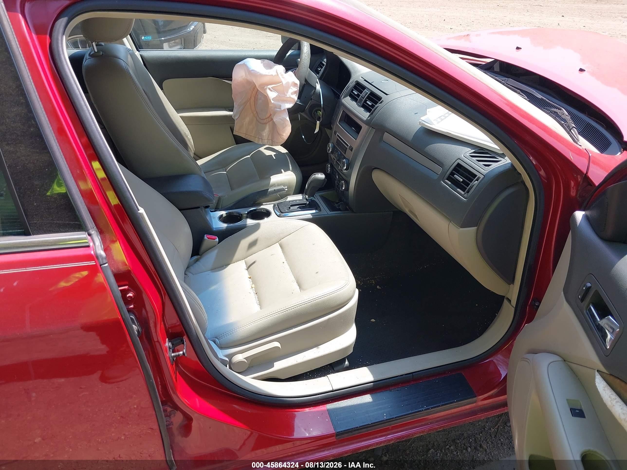 2010 Ford Fusion Se Red vin: 3FAHP0HG3AR205416