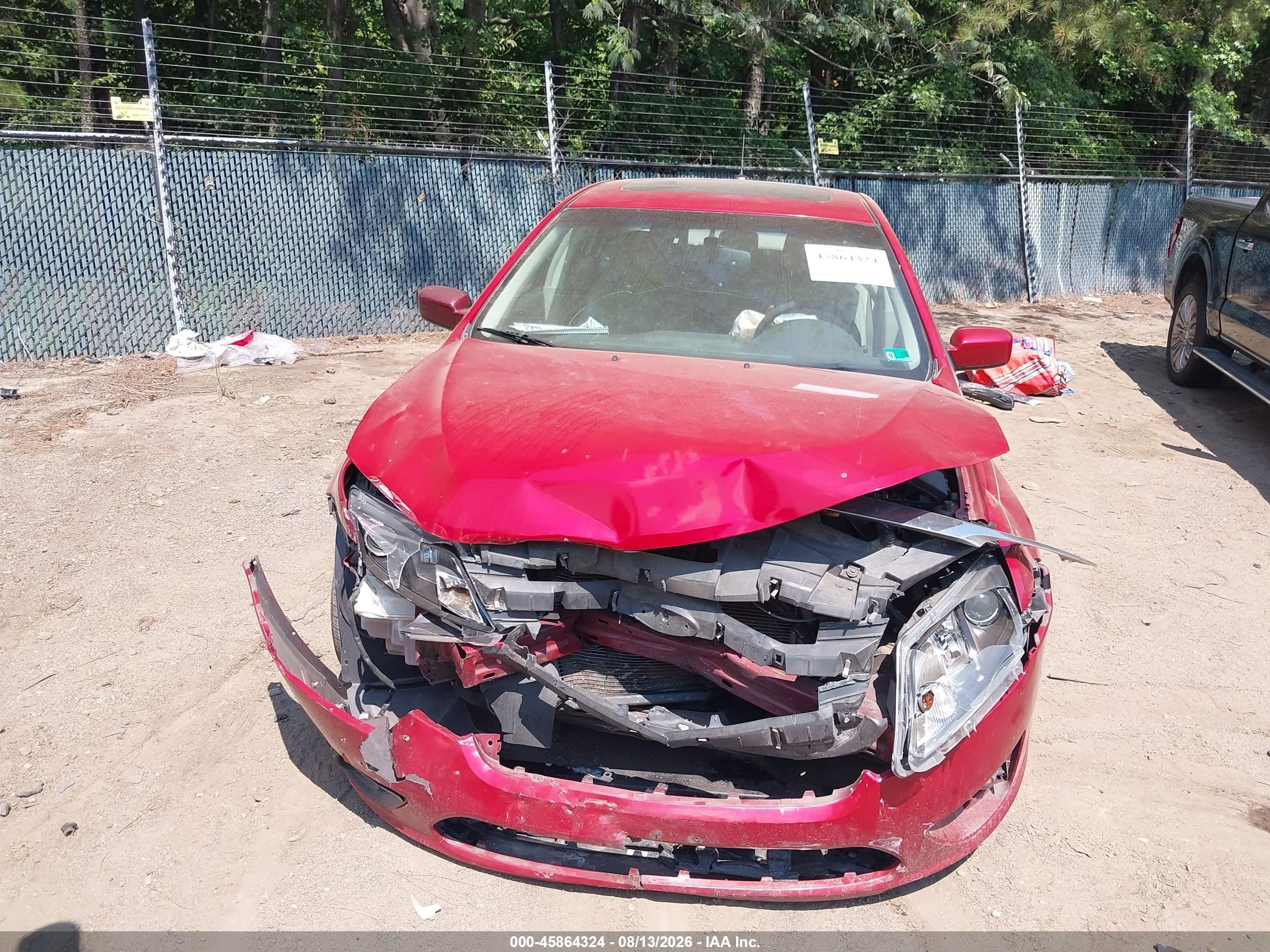 2010 Ford Fusion Se Red vin: 3FAHP0HG3AR205416