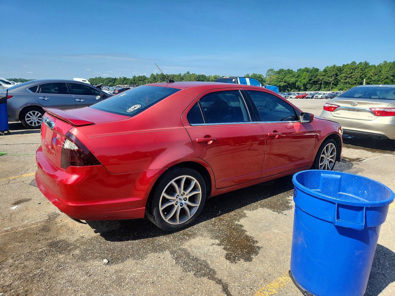 2010 Ford Fusion Se Red vin: 3FAHP0HG3AR338760