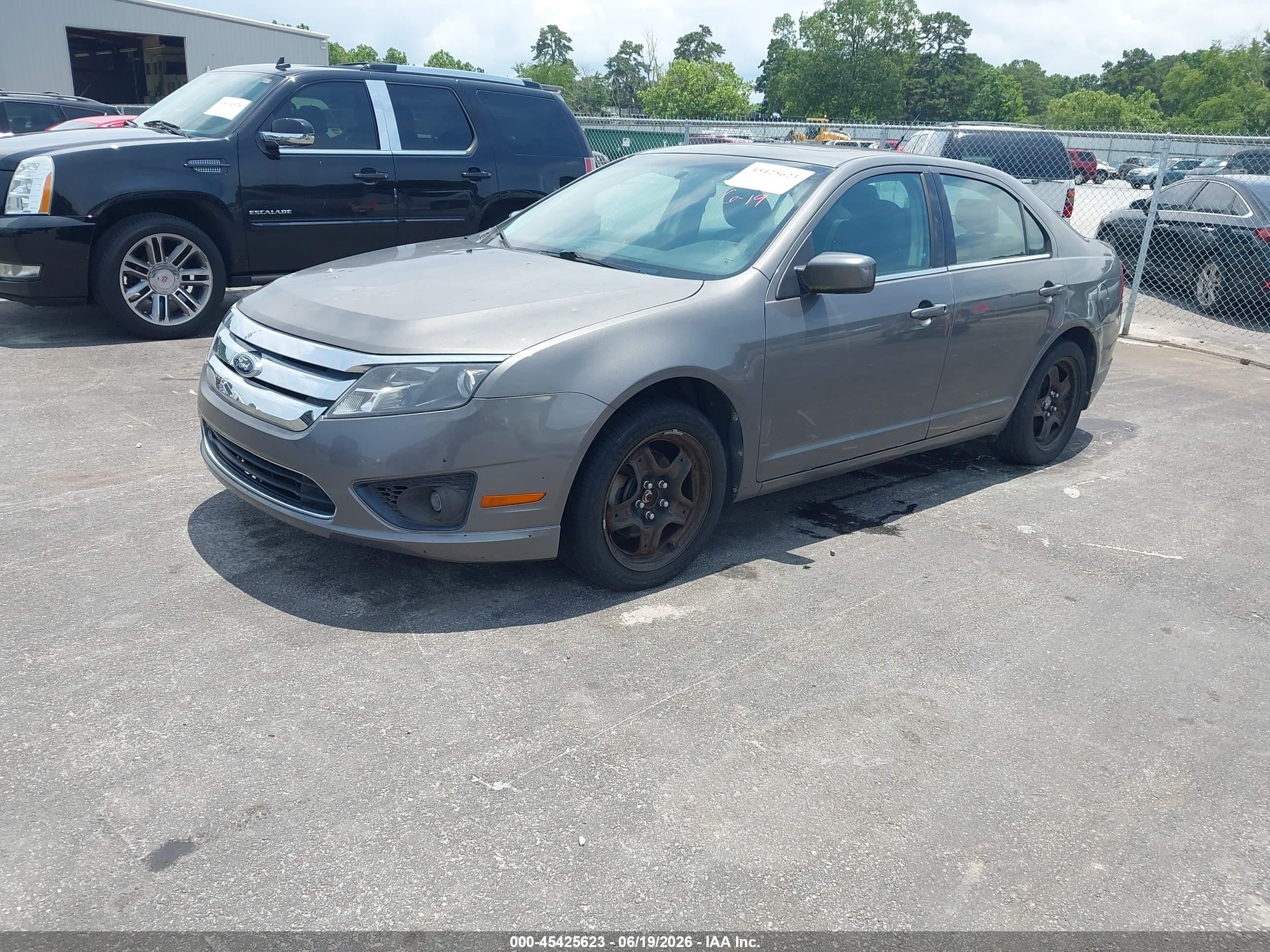 2011 Ford Fusion Se Gray vin: 3FAHP0HG3BR148328