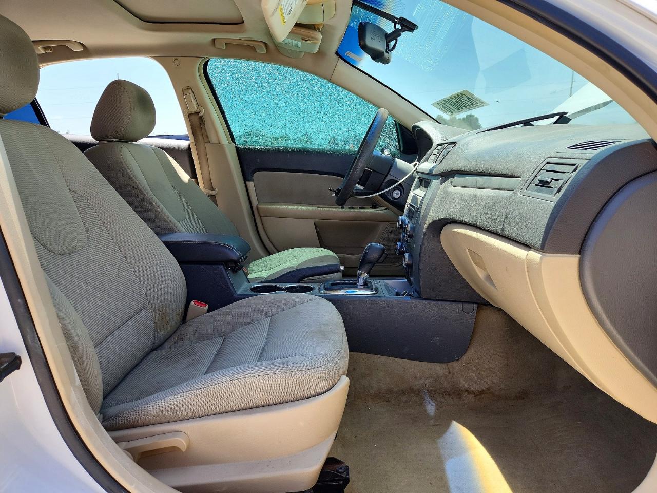 2011 Ford Fusion Se White vin: 3FAHP0HG3BR235100