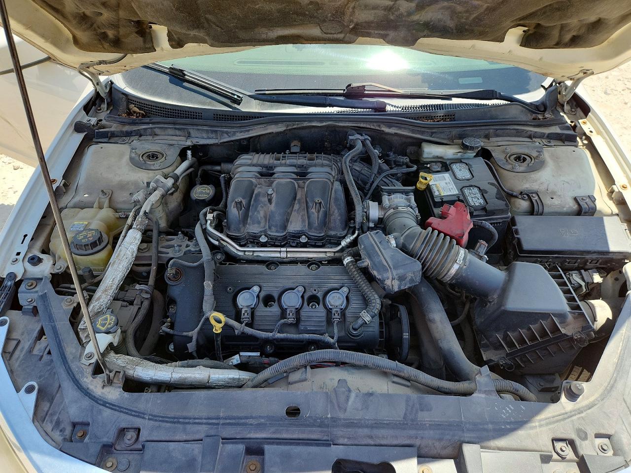 2011 Ford Fusion Se White vin: 3FAHP0HG3BR235100