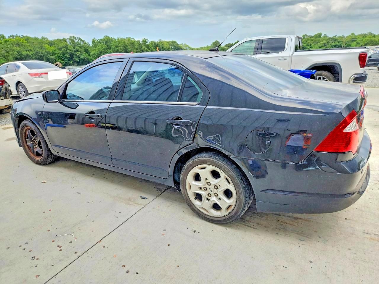 2011 Ford Fusion Se Black vin: 3FAHP0HG3BR320048