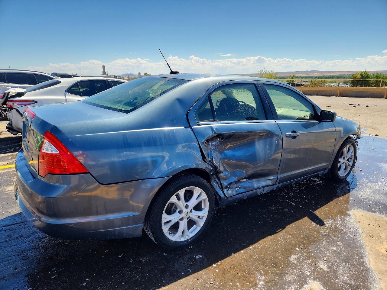 2012 Ford Fusion Se Blue vin: 3FAHP0HG3CR109708