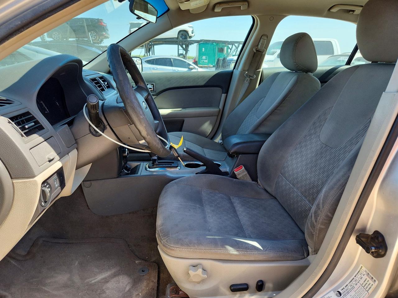 2012 Ford Fusion Se Серебряный vin: 3FAHP0HG3CR450705