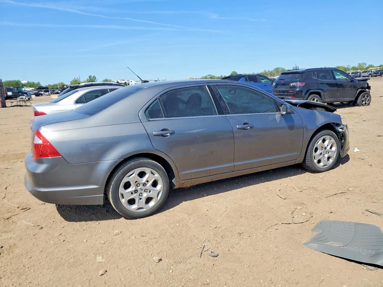 2010 Ford Fusion Se Серый vin: 3FAHP0HG4AR118883