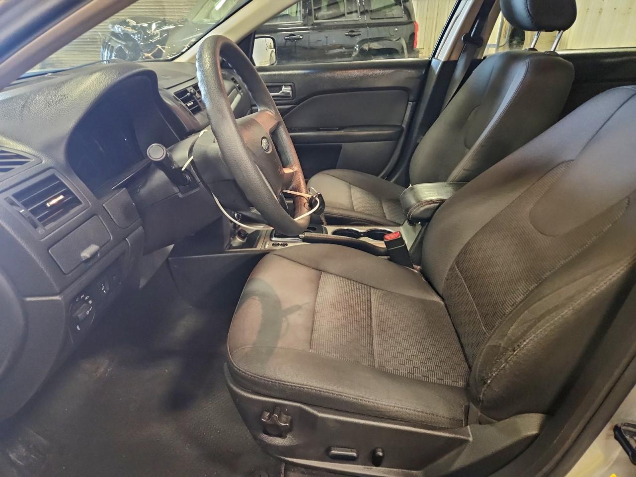 2012 Ford Fusion Se Серебряный vin: 3FAHP0HG4CR114576