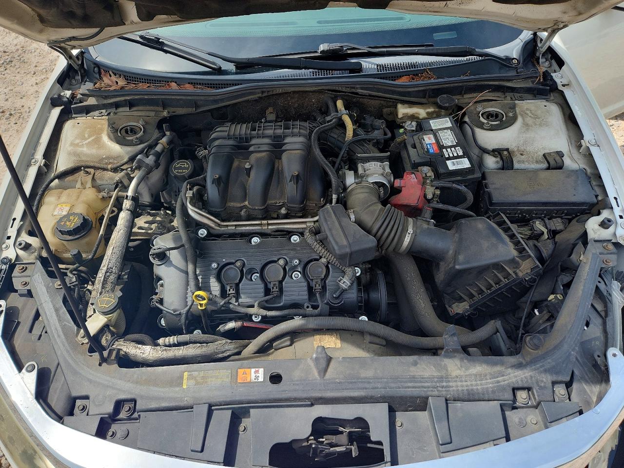 2010 Ford Fusion Se White vin: 3FAHP0HG5AR264760