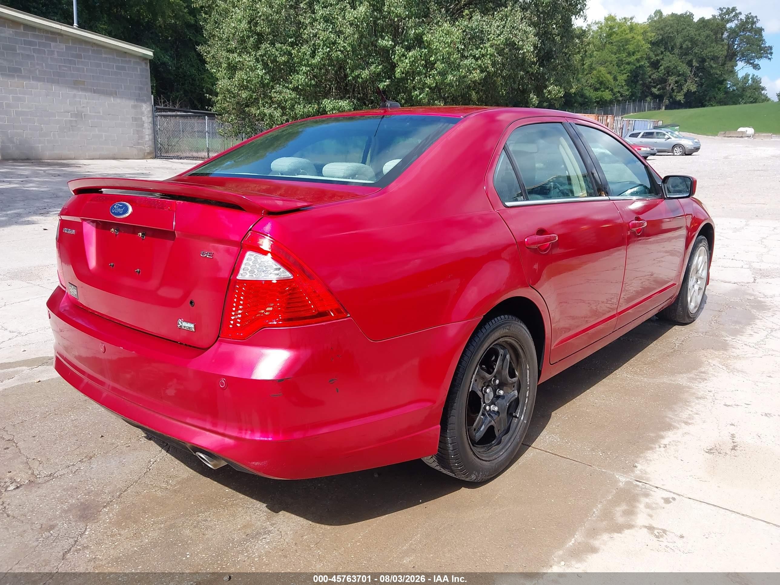 2010 Ford Fusion Se Red vin: 3FAHP0HG5AR365040