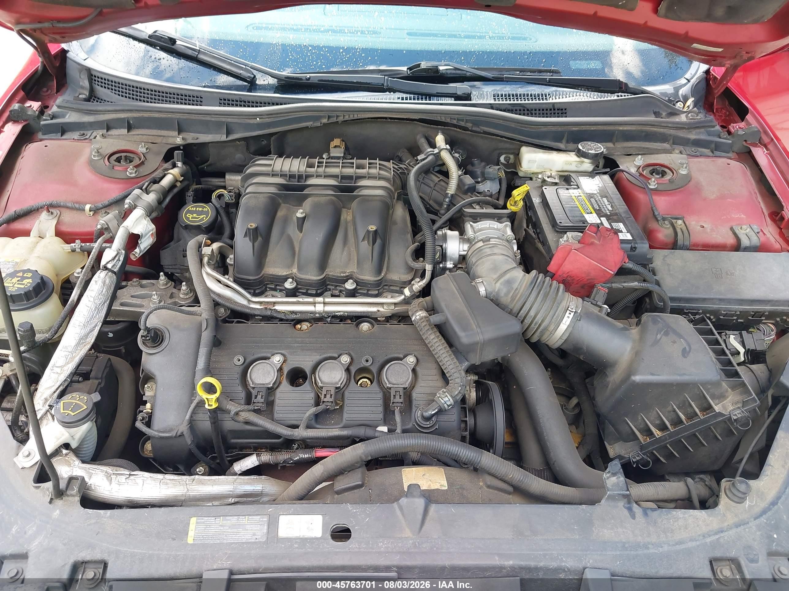 2010 Ford Fusion Se Red vin: 3FAHP0HG5AR365040