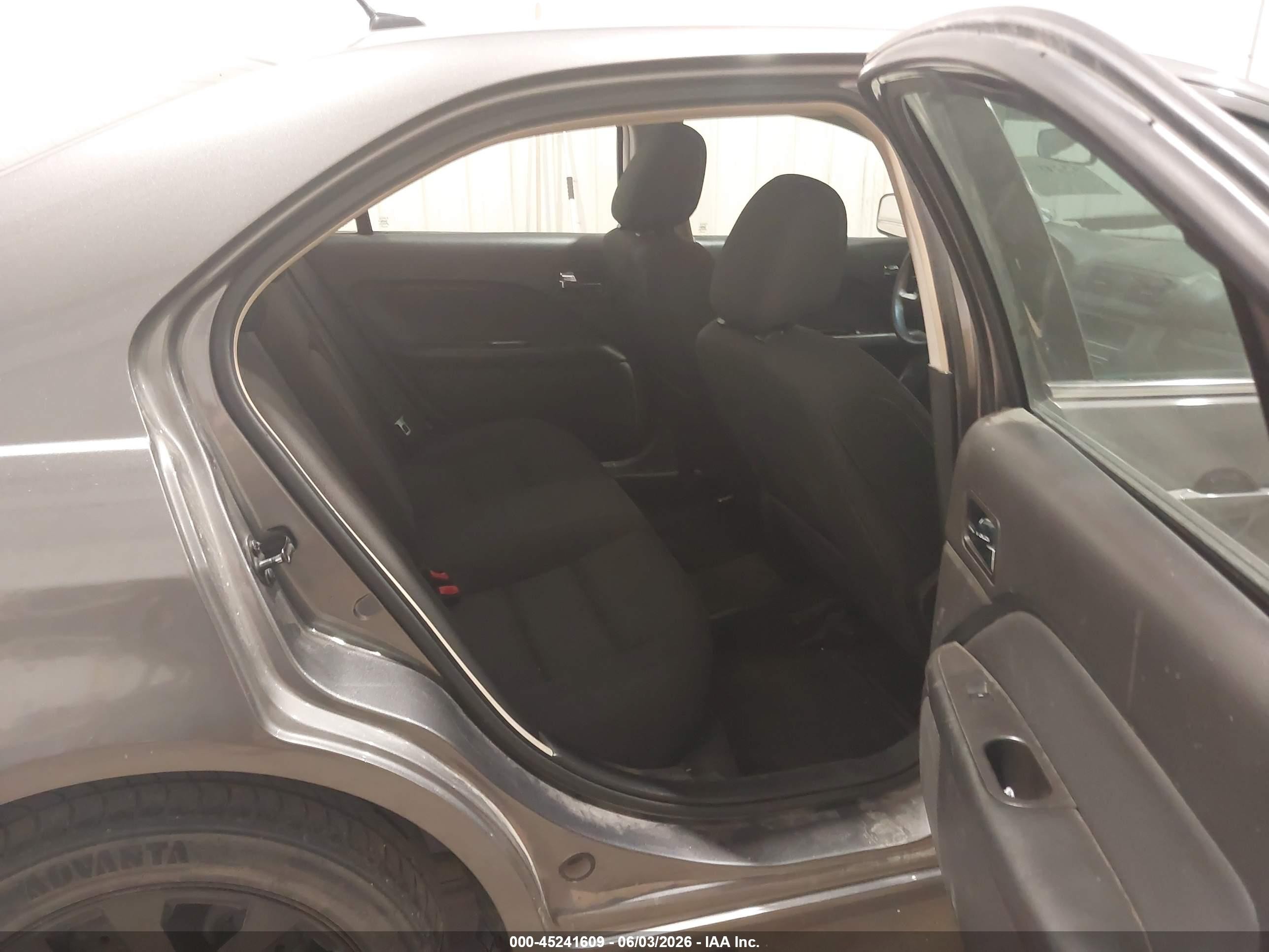 2010 Ford Fusion Se Gray vin: 3FAHP0HG5AR400885