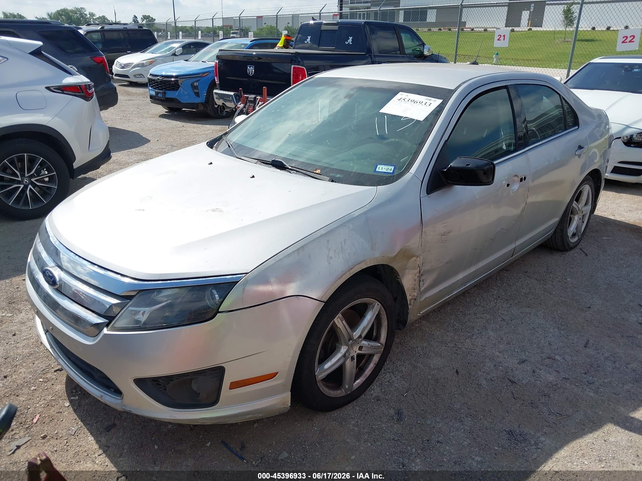 2011 Ford Fusion Se Silver vin: 3FAHP0HG5BR236815