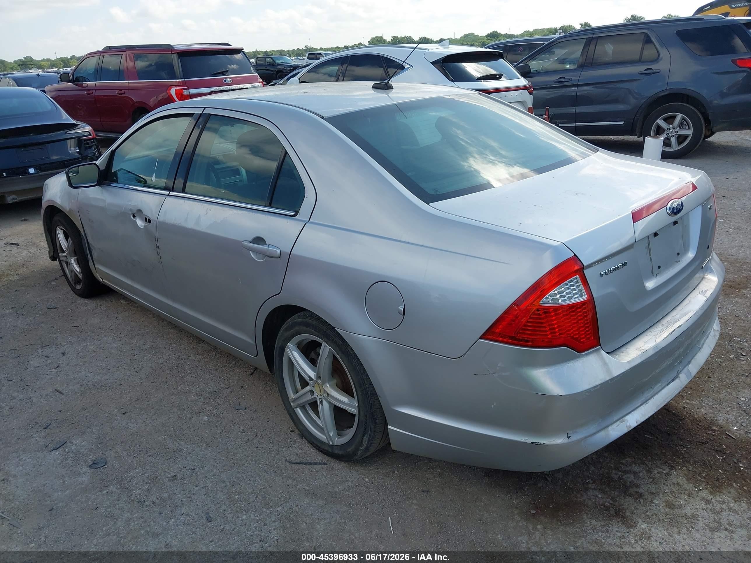 2011 Ford Fusion Se Silver vin: 3FAHP0HG5BR236815