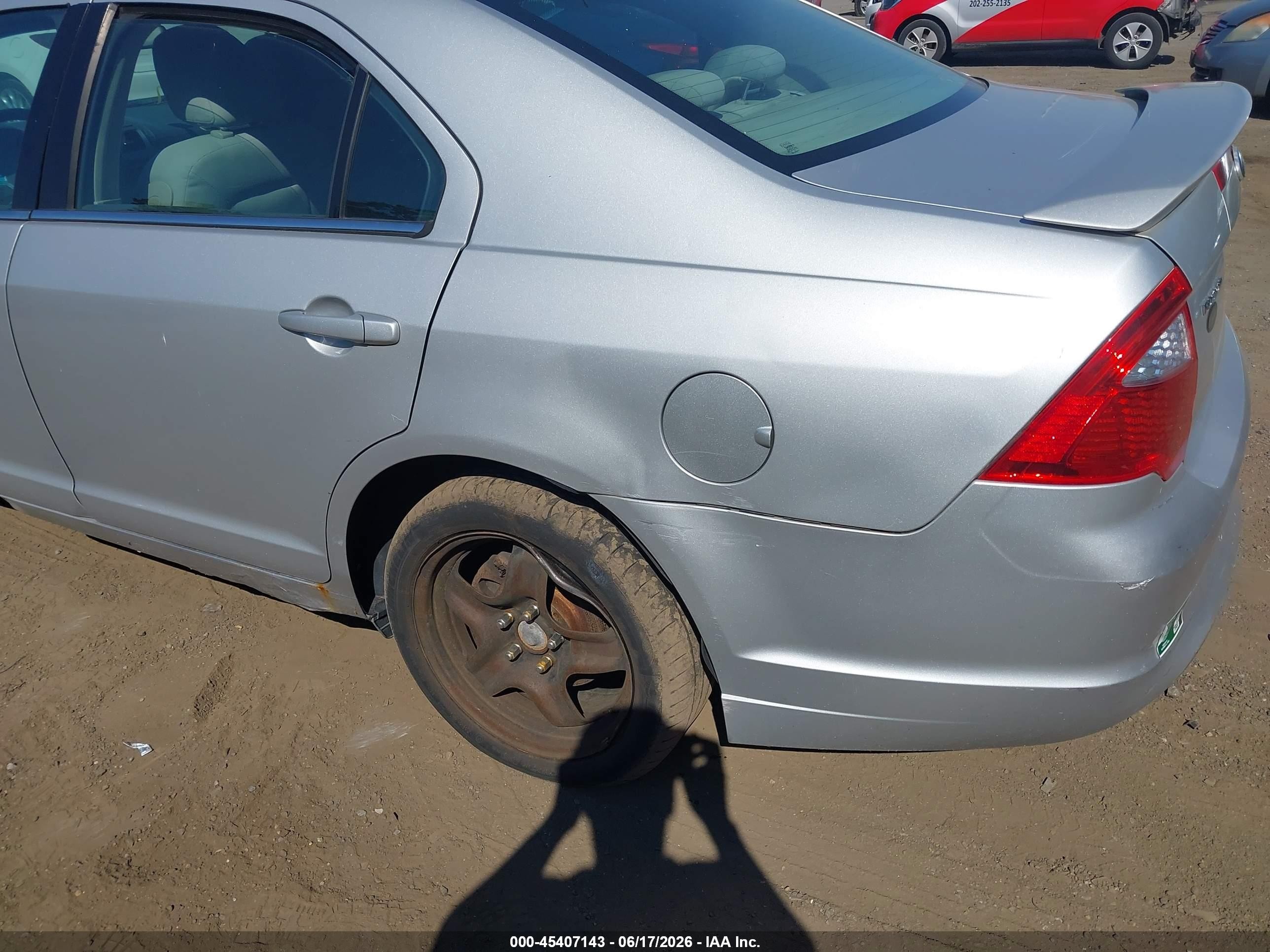 2010 Ford Fusion Se Silver vin: 3FAHP0HG6AR341636