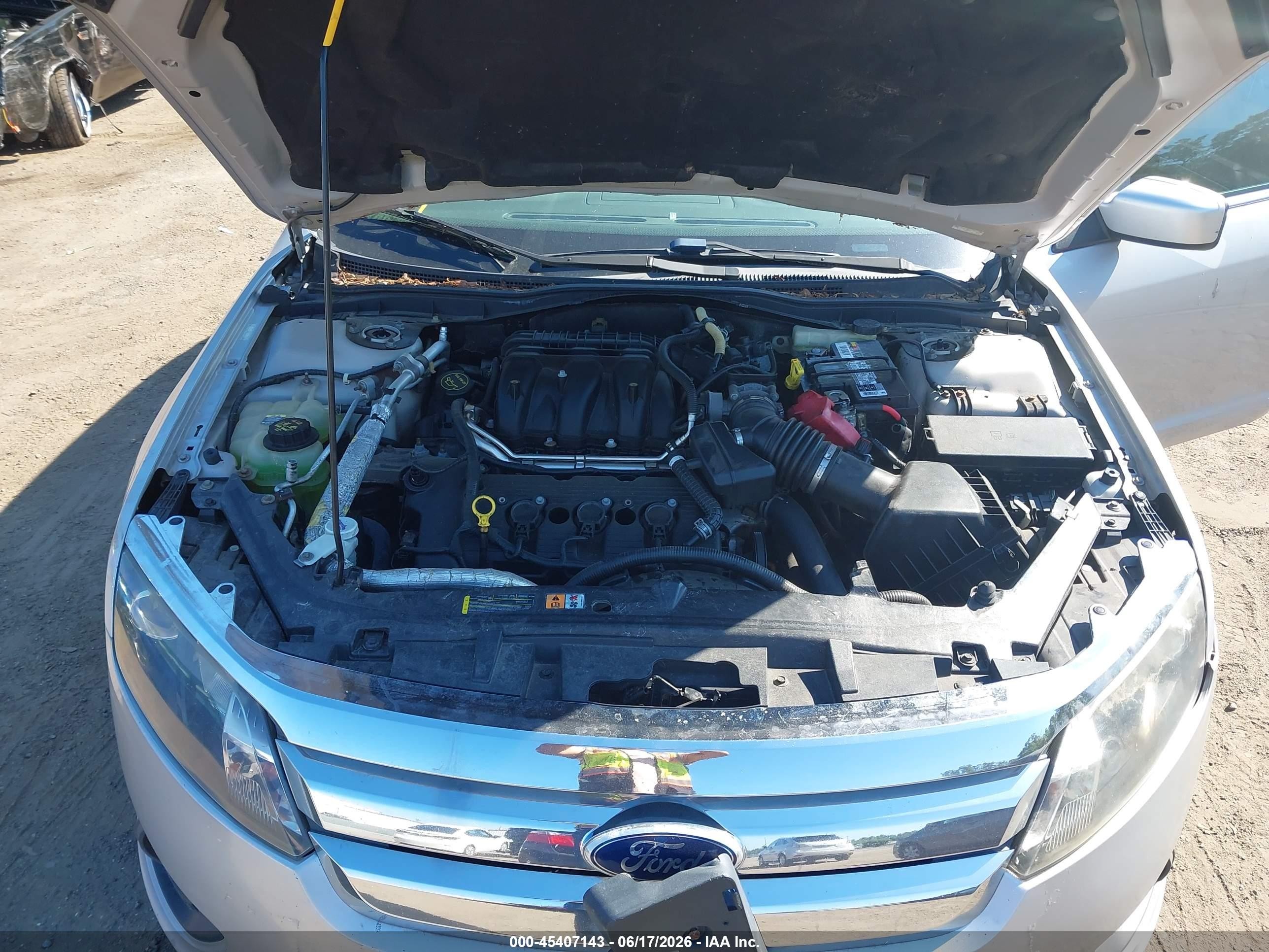 2010 Ford Fusion Se Silver vin: 3FAHP0HG6AR341636