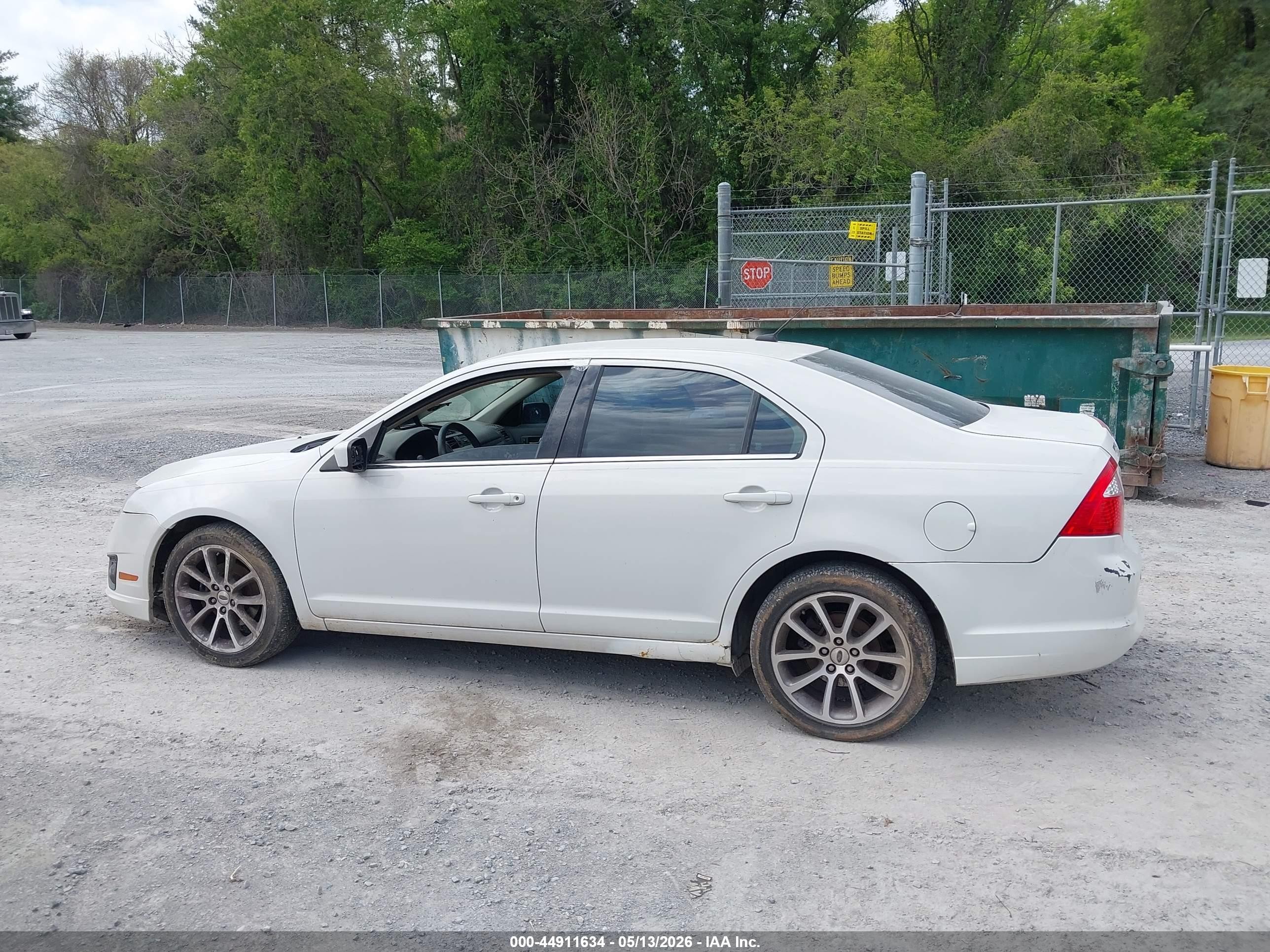 2010 Ford Fusion Se White vin: 3FAHP0HG7AR114973