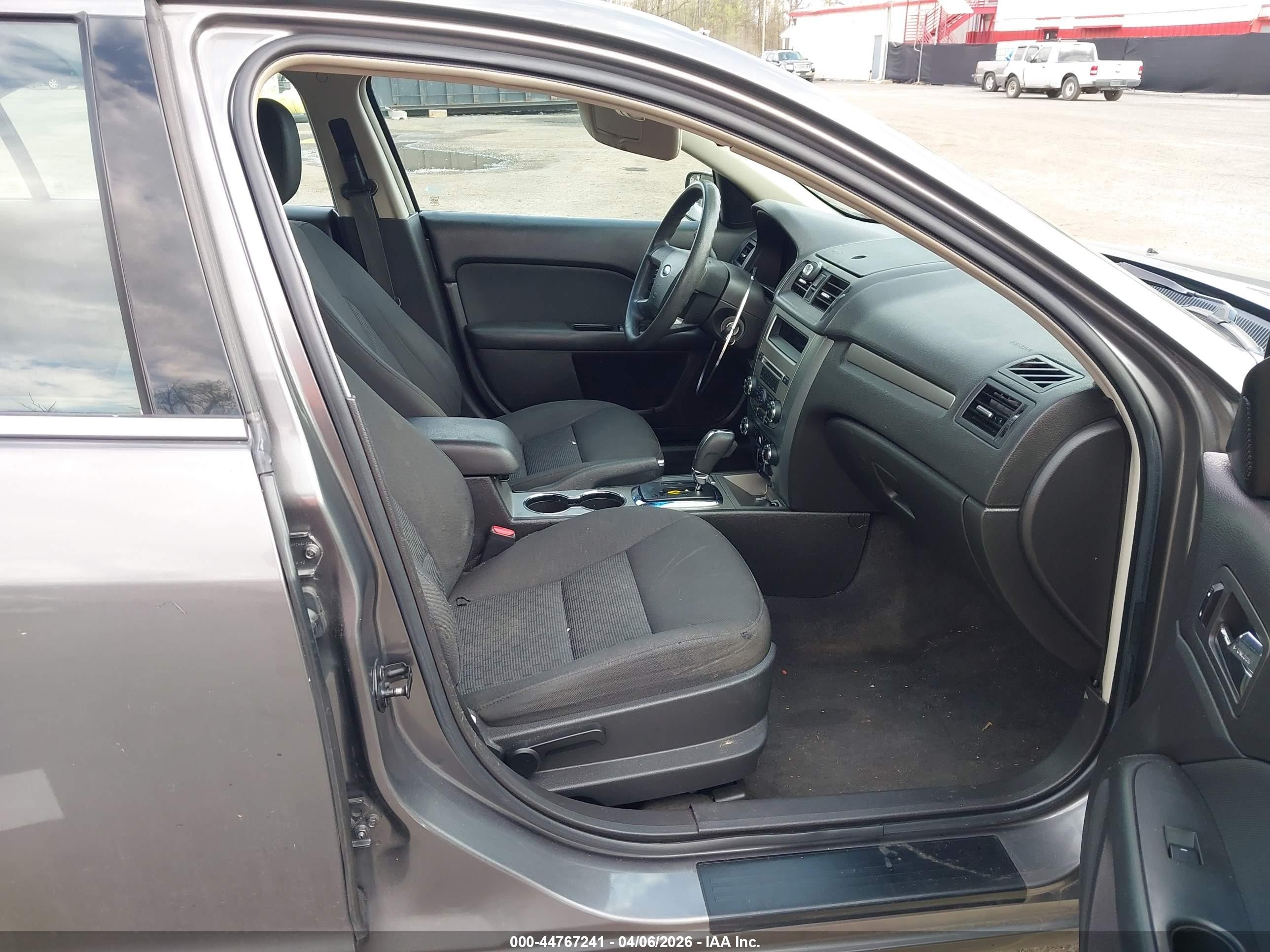 2010 Ford Fusion Se Gray vin: 3FAHP0HG7AR116481