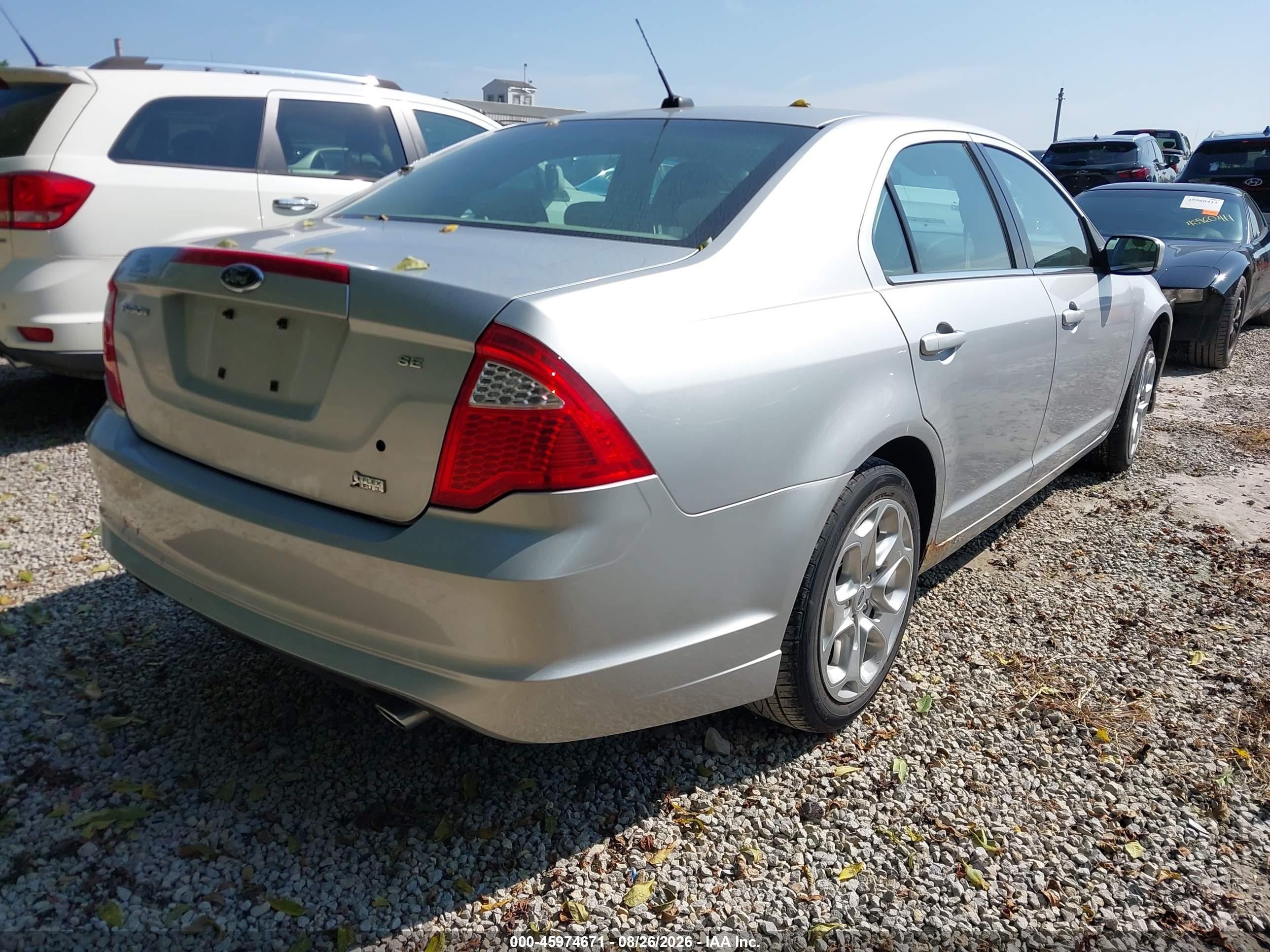 2010 Ford Fusion Se Silver vin: 3FAHP0HG7AR120921