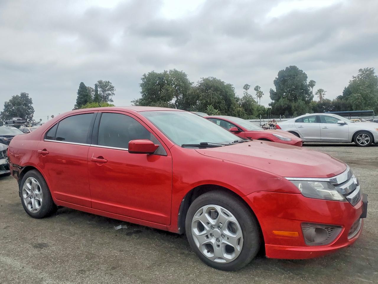 2010 Ford Fusion Se Red vin: 3FAHP0HG7AR356081