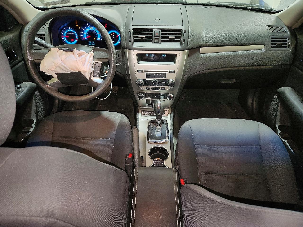 2012 Ford Fusion Se Серебряный vin: 3FAHP0HG7CR444342
