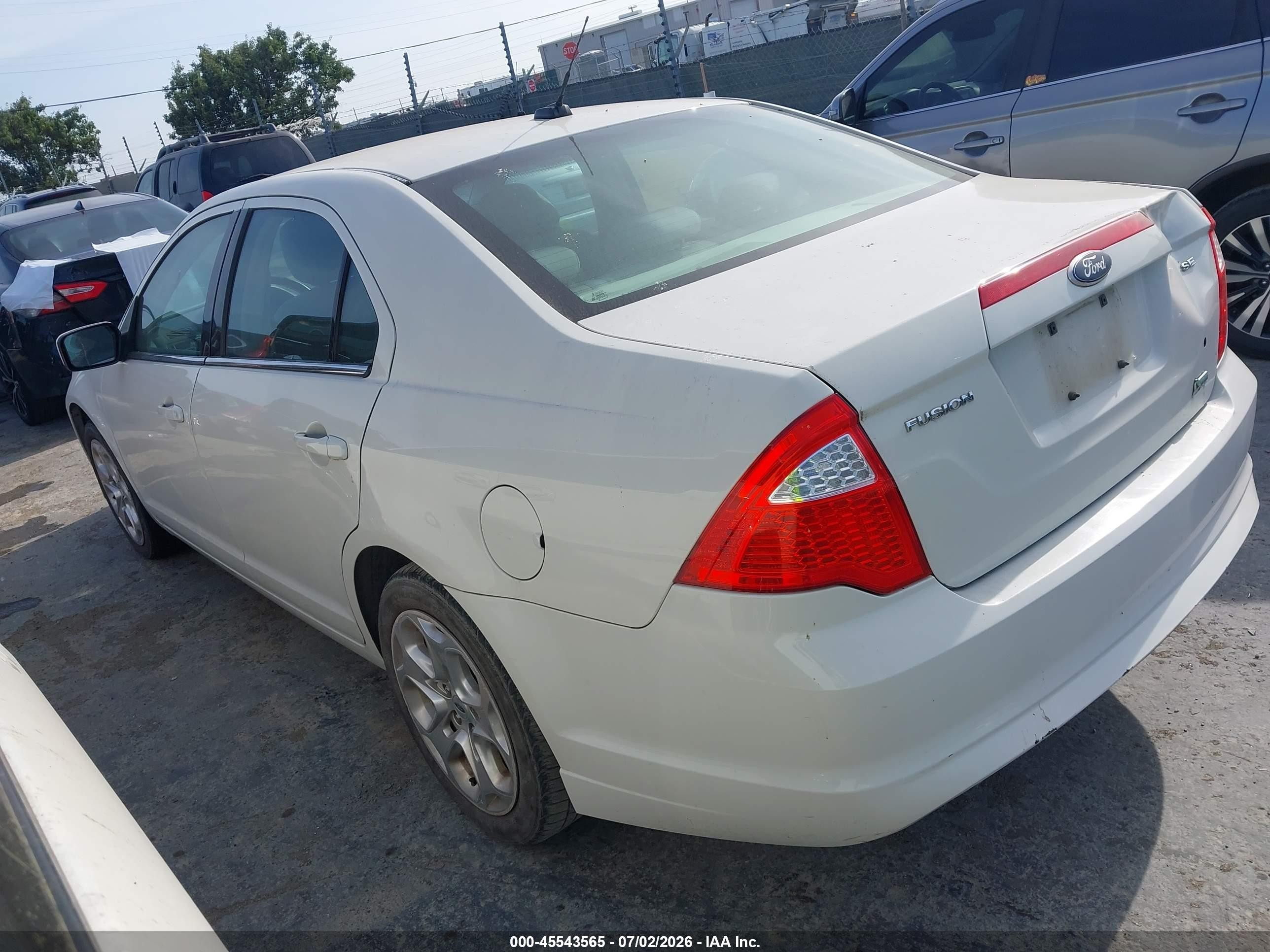 2010 Ford Fusion Se White vin: 3FAHP0HG8AR417731
