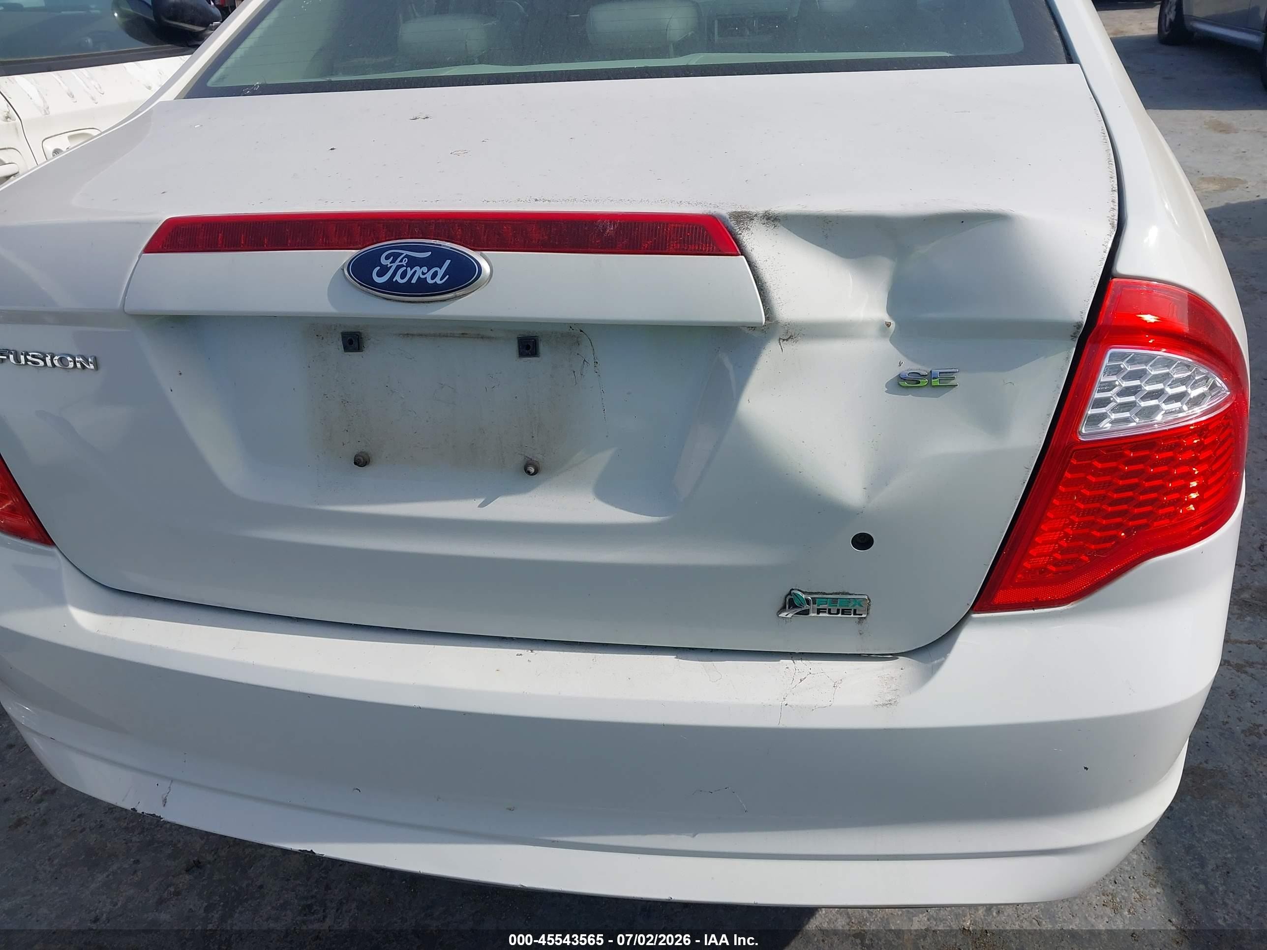 2010 Ford Fusion Se White vin: 3FAHP0HG8AR417731
