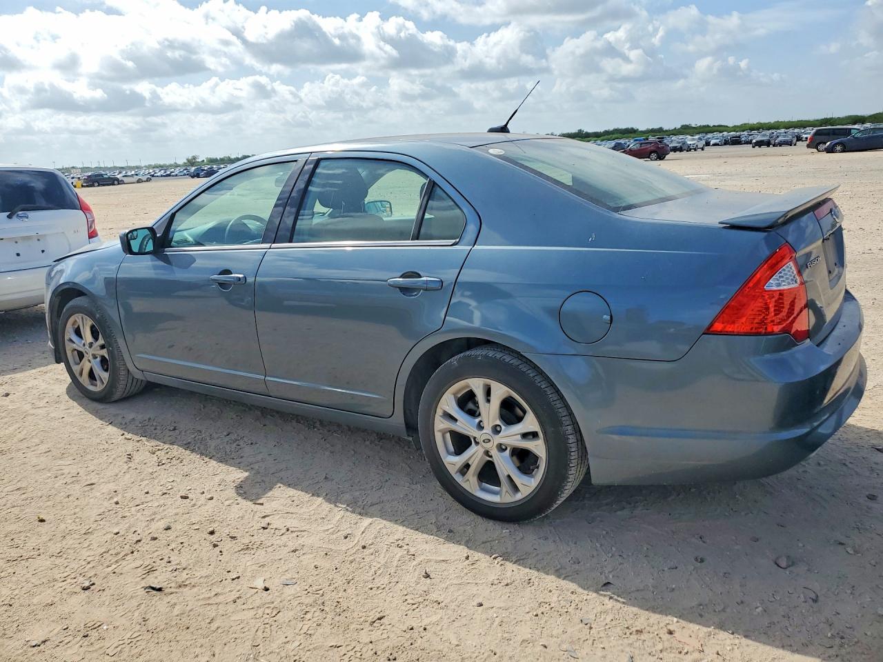 2012 Ford Fusion Se Синий vin: 3FAHP0HG8CR247907