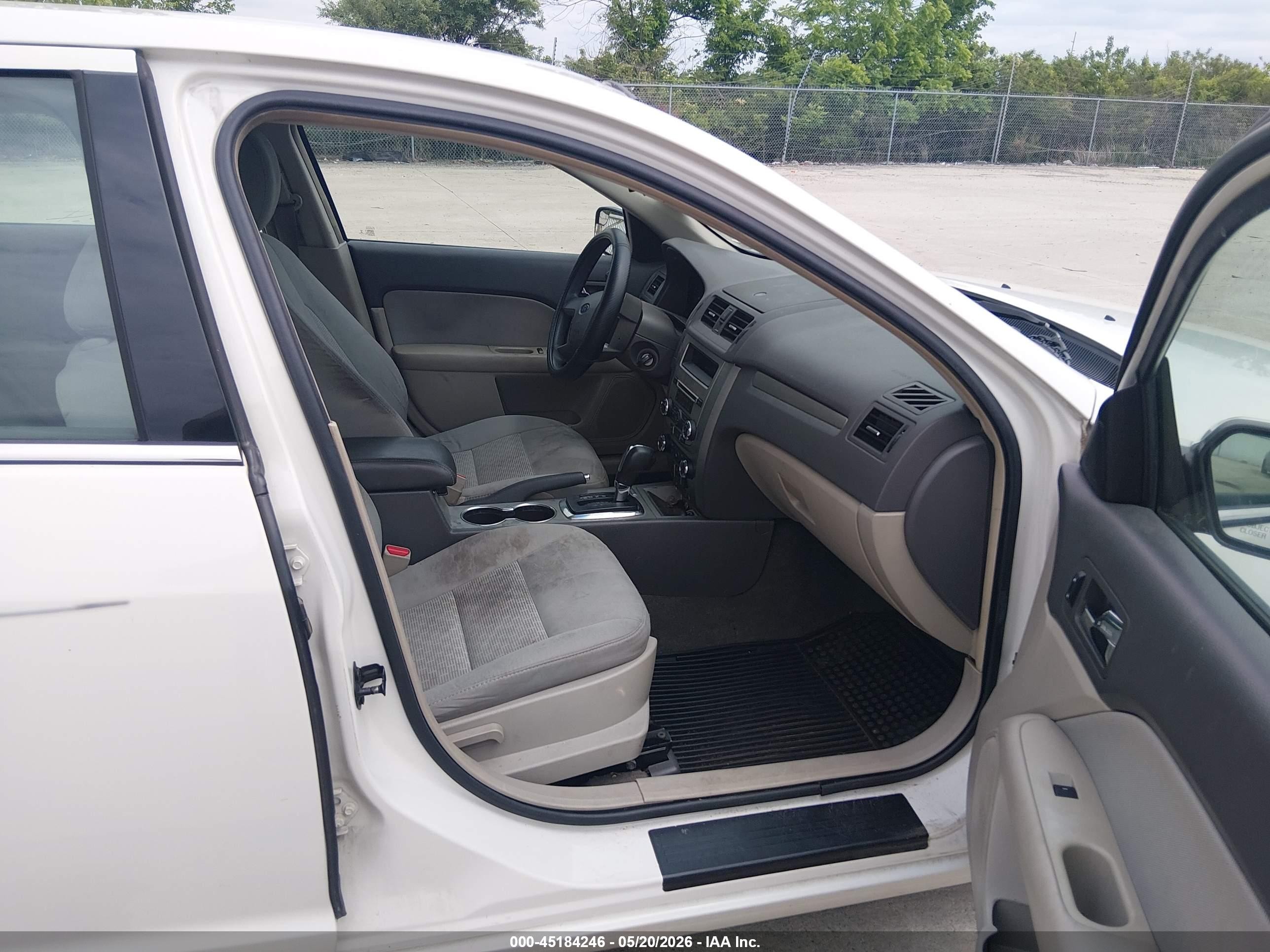 2012 Ford Fusion Se Белый vin: 3FAHP0HG8CR275125