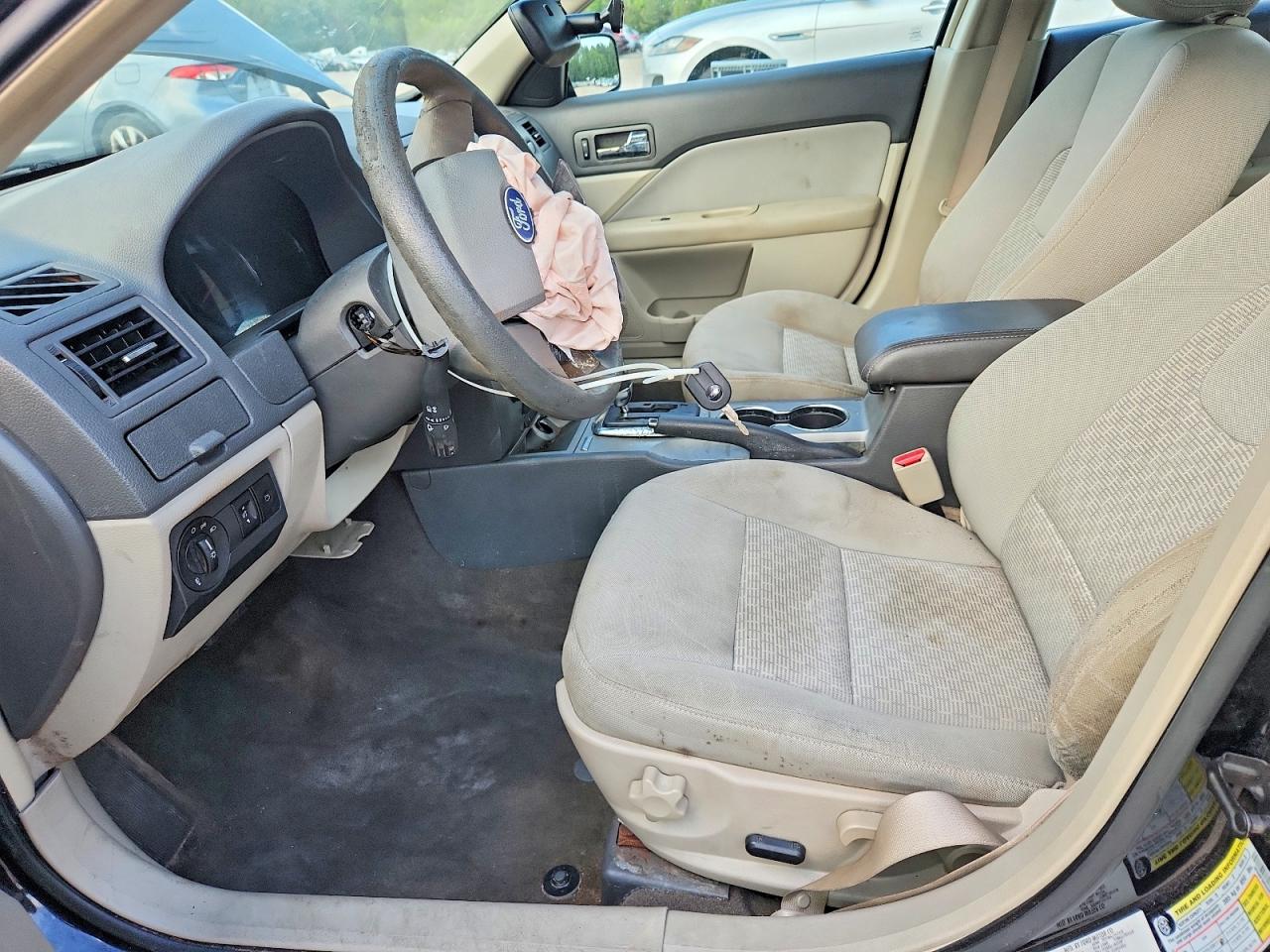 2010 Ford Fusion Se Black vin: 3FAHP0HG9AR283182