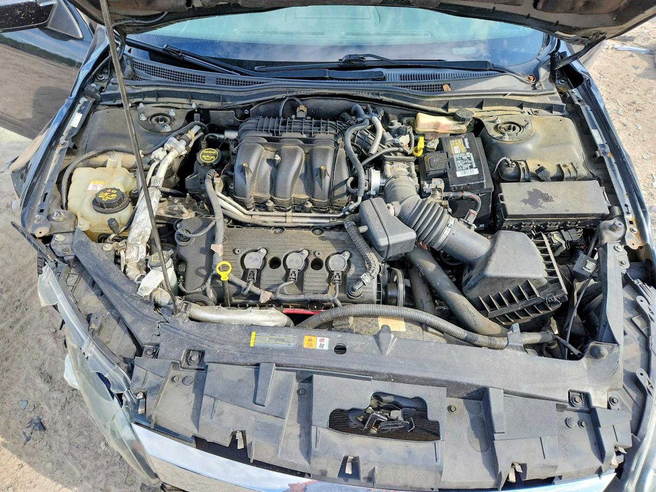 2010 Ford Fusion Se Black vin: 3FAHP0HG9AR283182