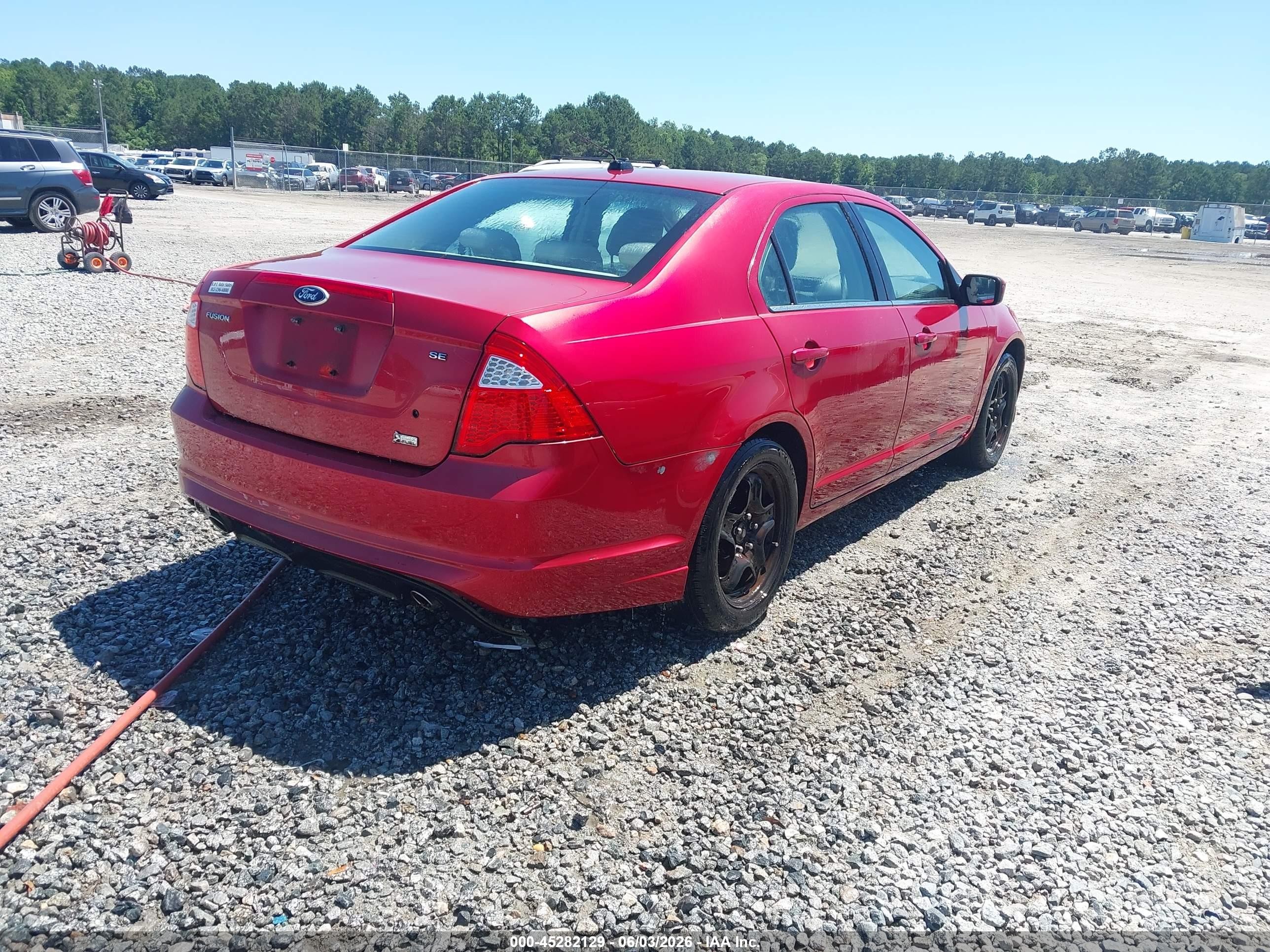 2010 Ford Fusion Se Red vin: 3FAHP0HG9AR362027